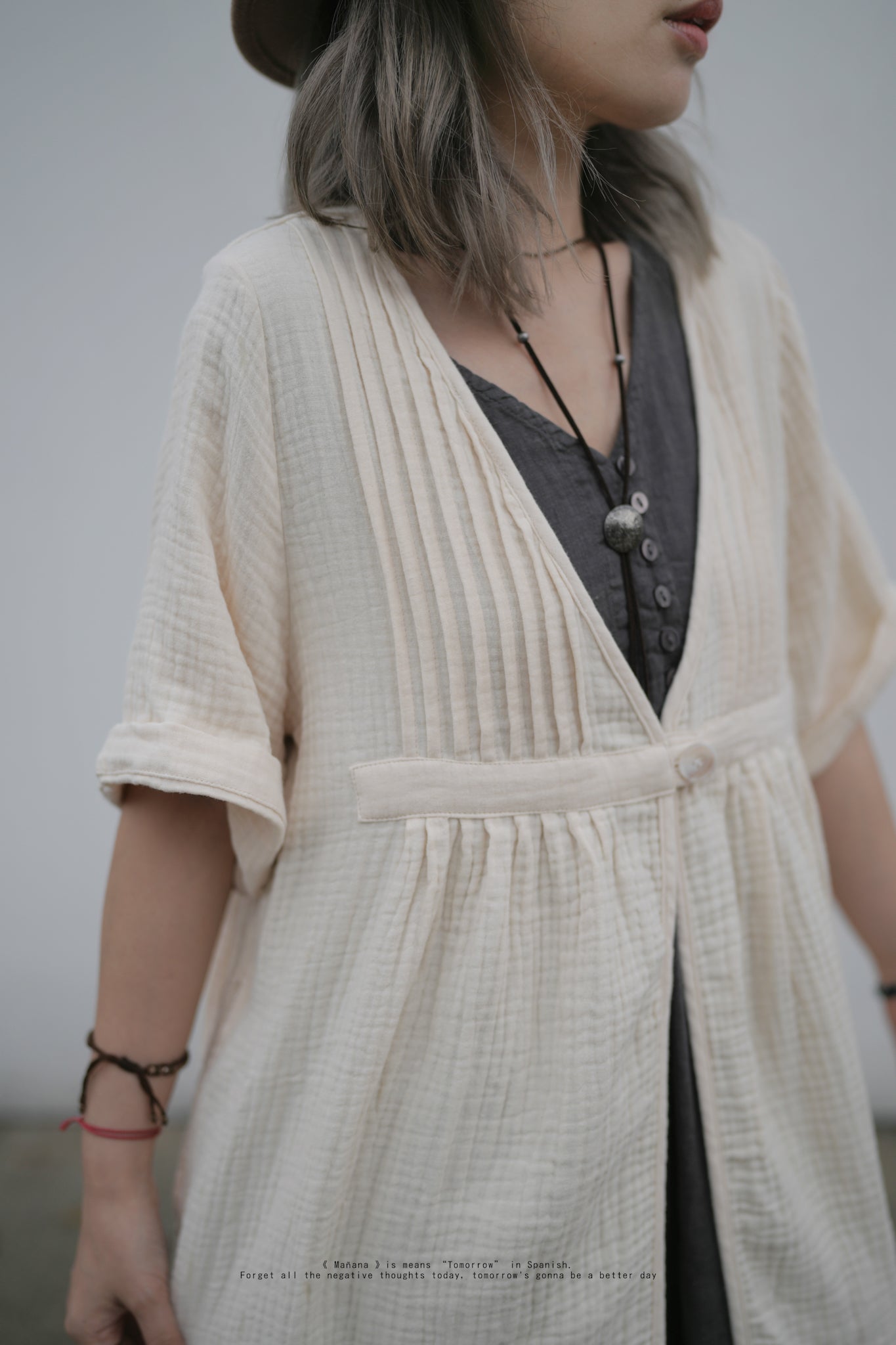 MZ299 Pintuck Gauze Outer