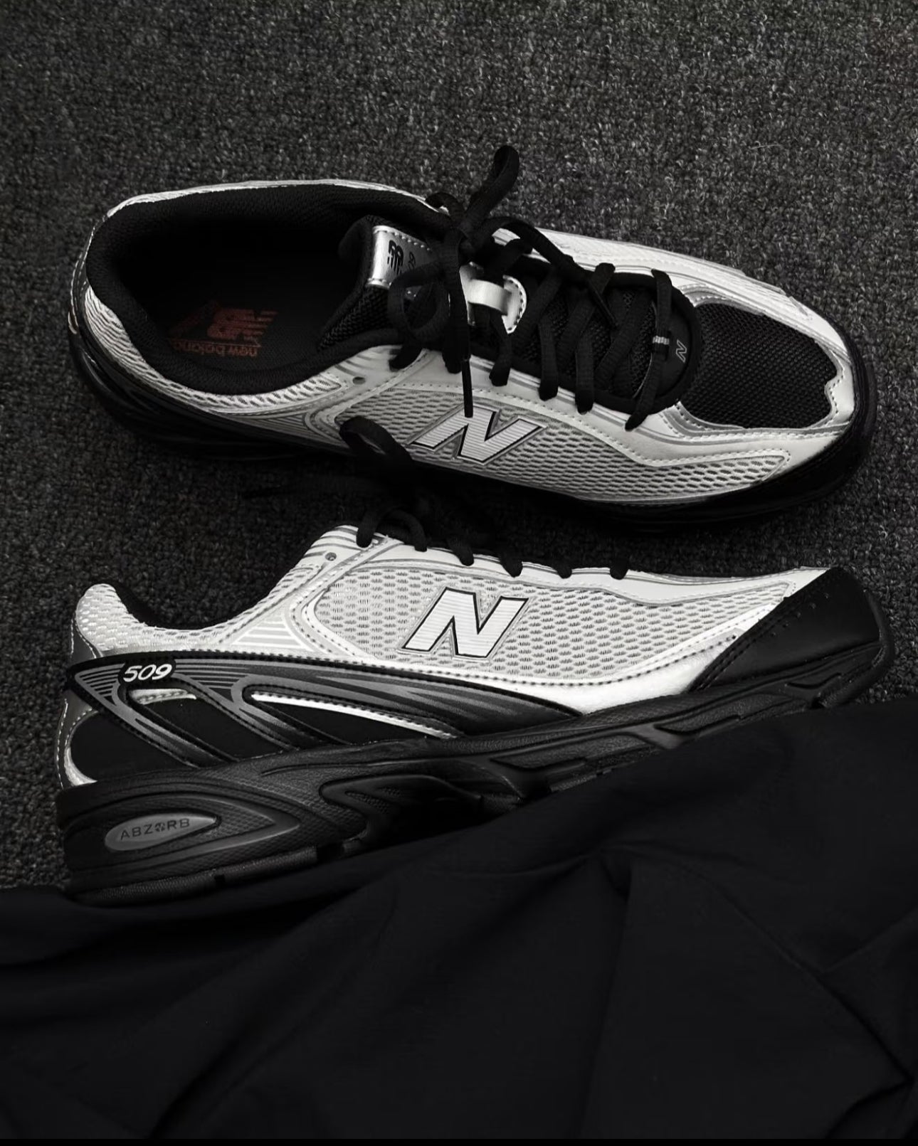 NEW BALANCE 509 爆紅熱賣!