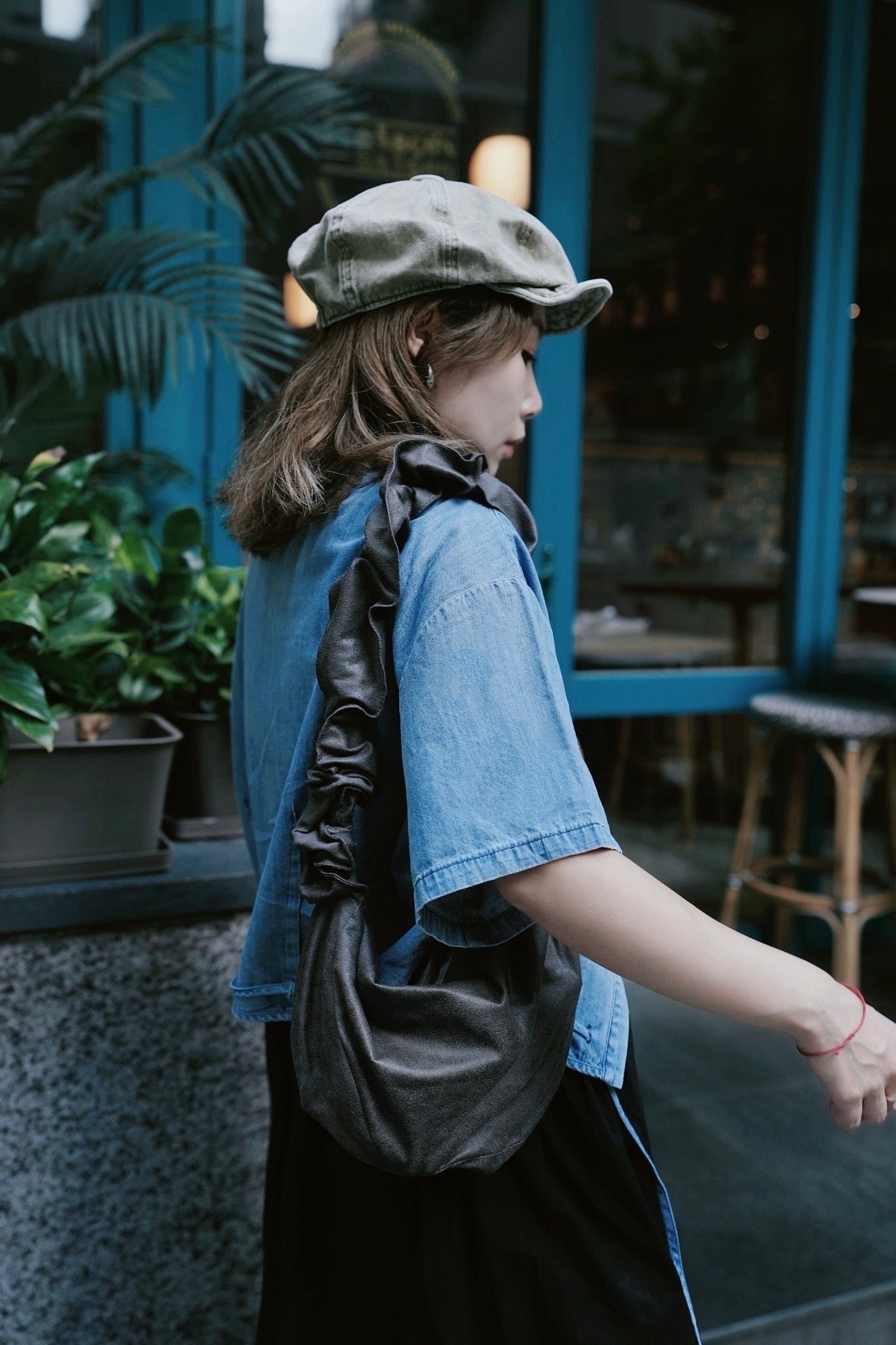 MZ826 PLEATED DENIM BOXY SHIRT