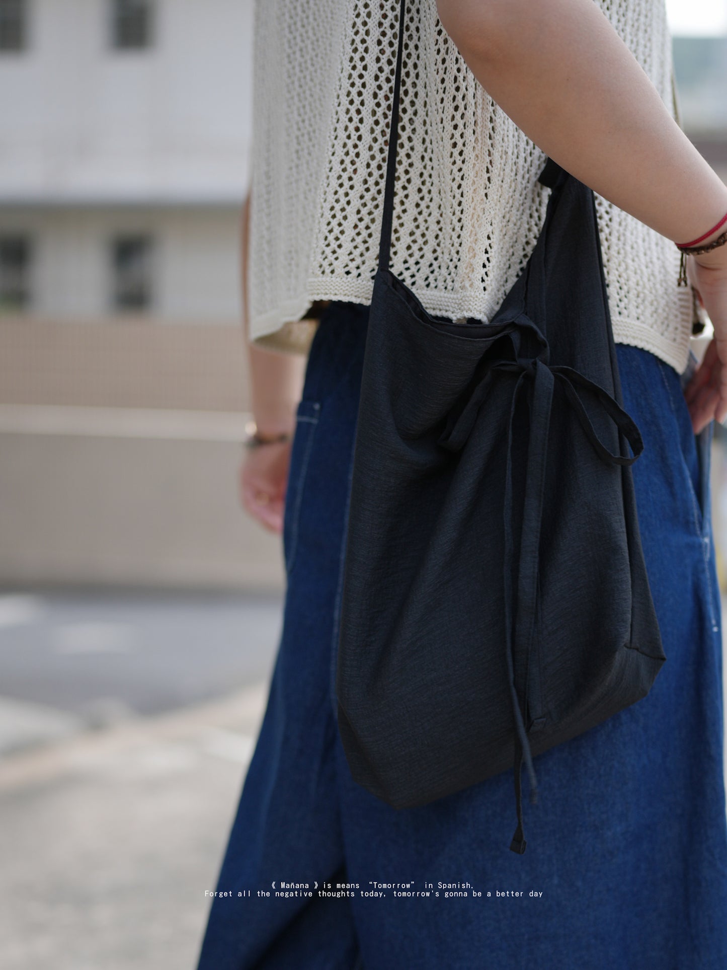 MZ328 Ribbon Crepe Crossbag
