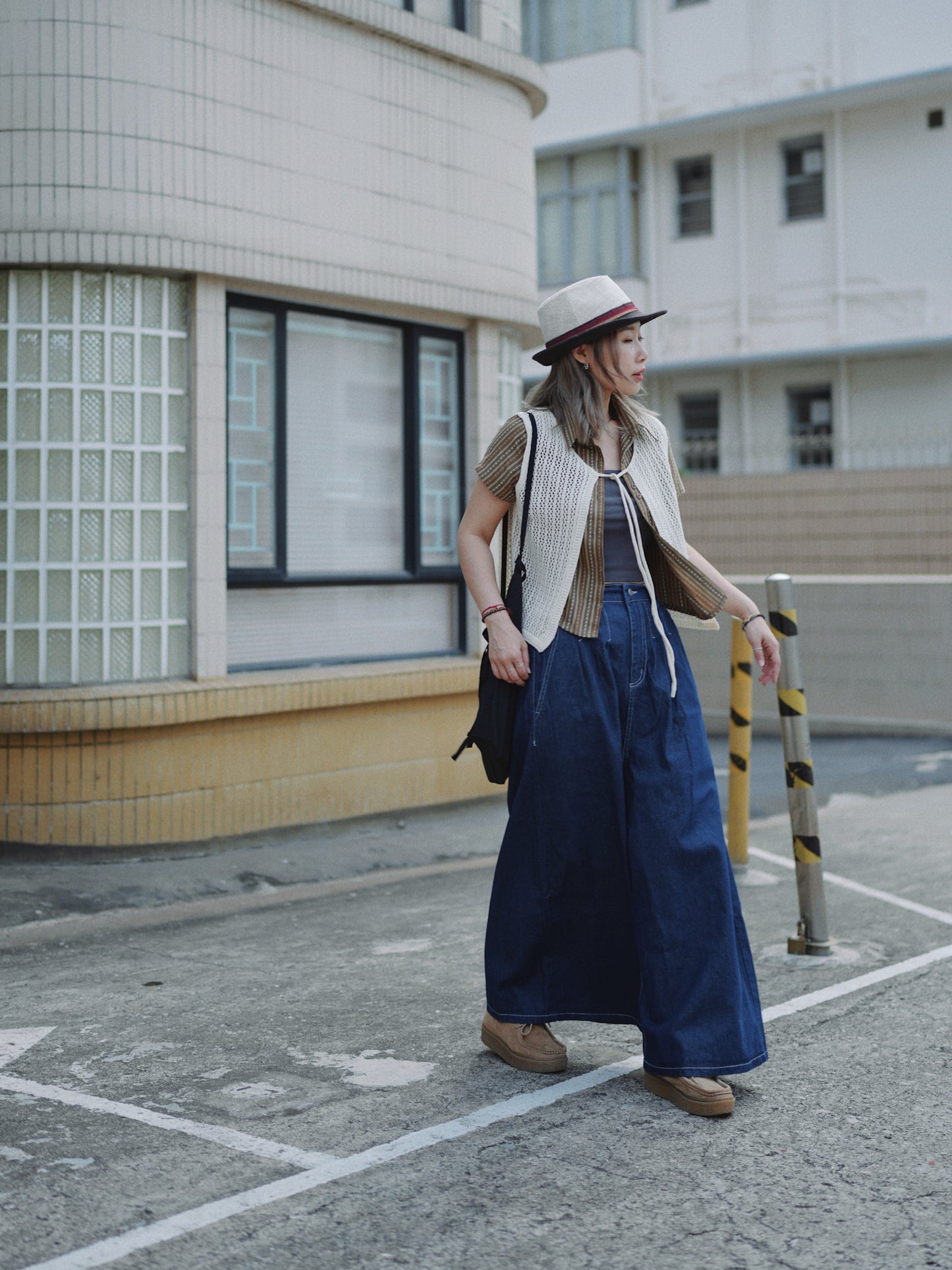 MZ320 Daisy Contrasted Linen Hat