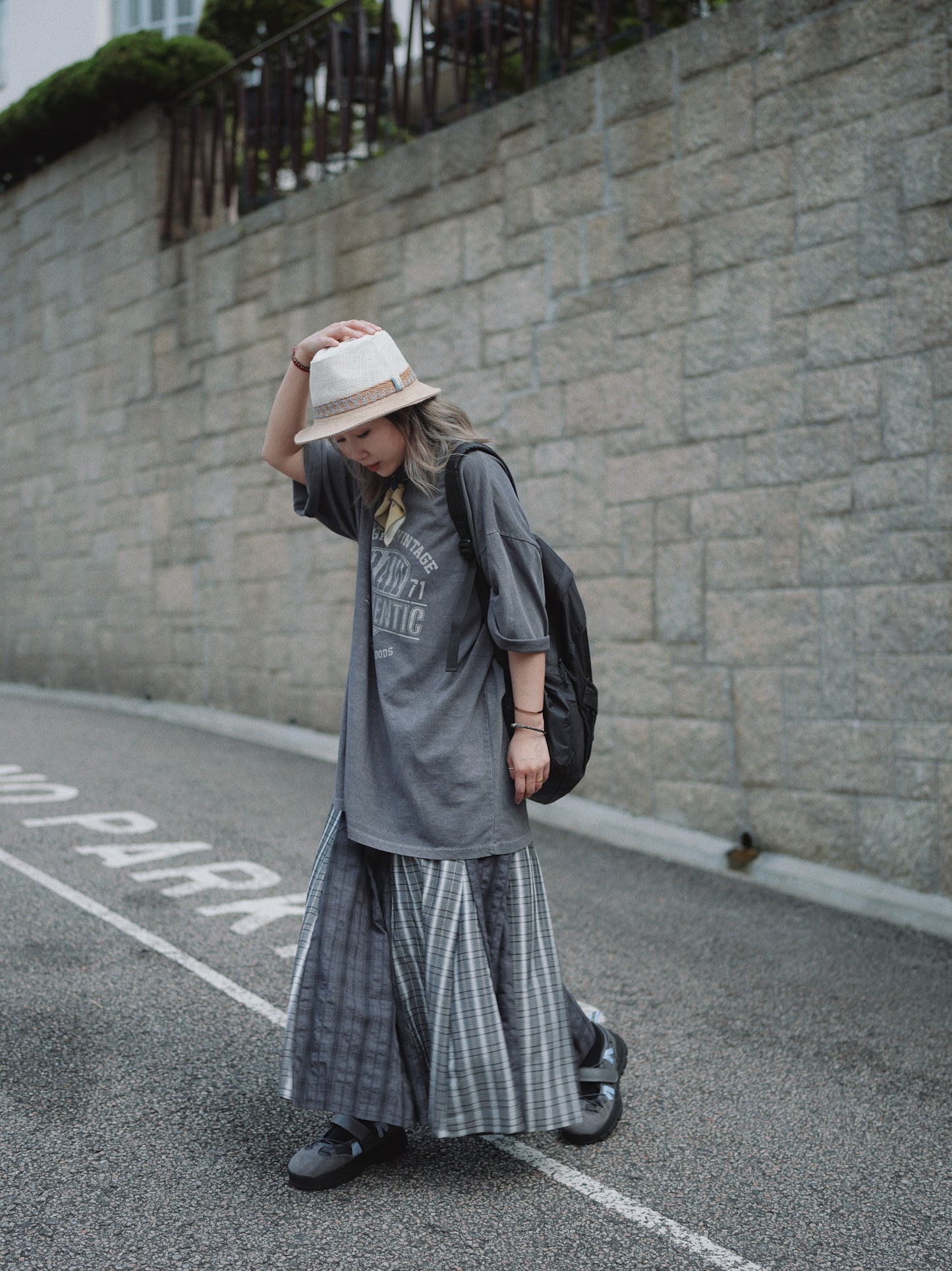 MZ320 Daisy Contrasted Linen Hat