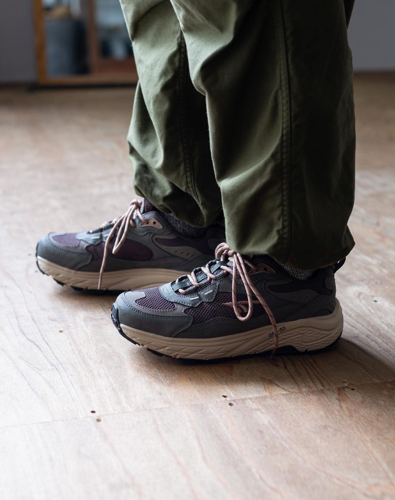 HI-TEC EASTEND WP Hiking Waterproof Sneakers