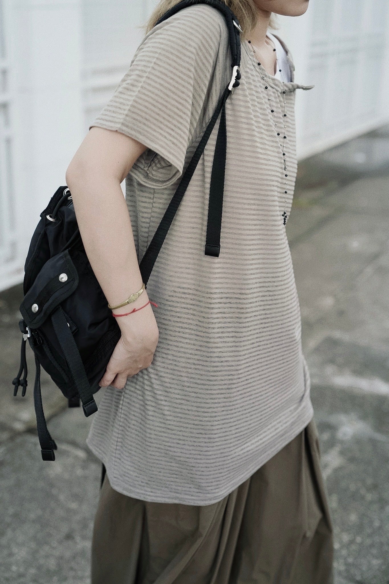 MB012 BUTTON STRIPED TOP