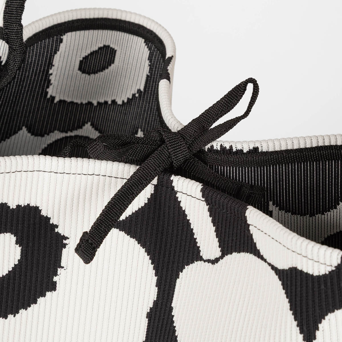 【69折優惠】 MARIMEKKO UNIKKO LARGE UNIKKO KNITTED BAG