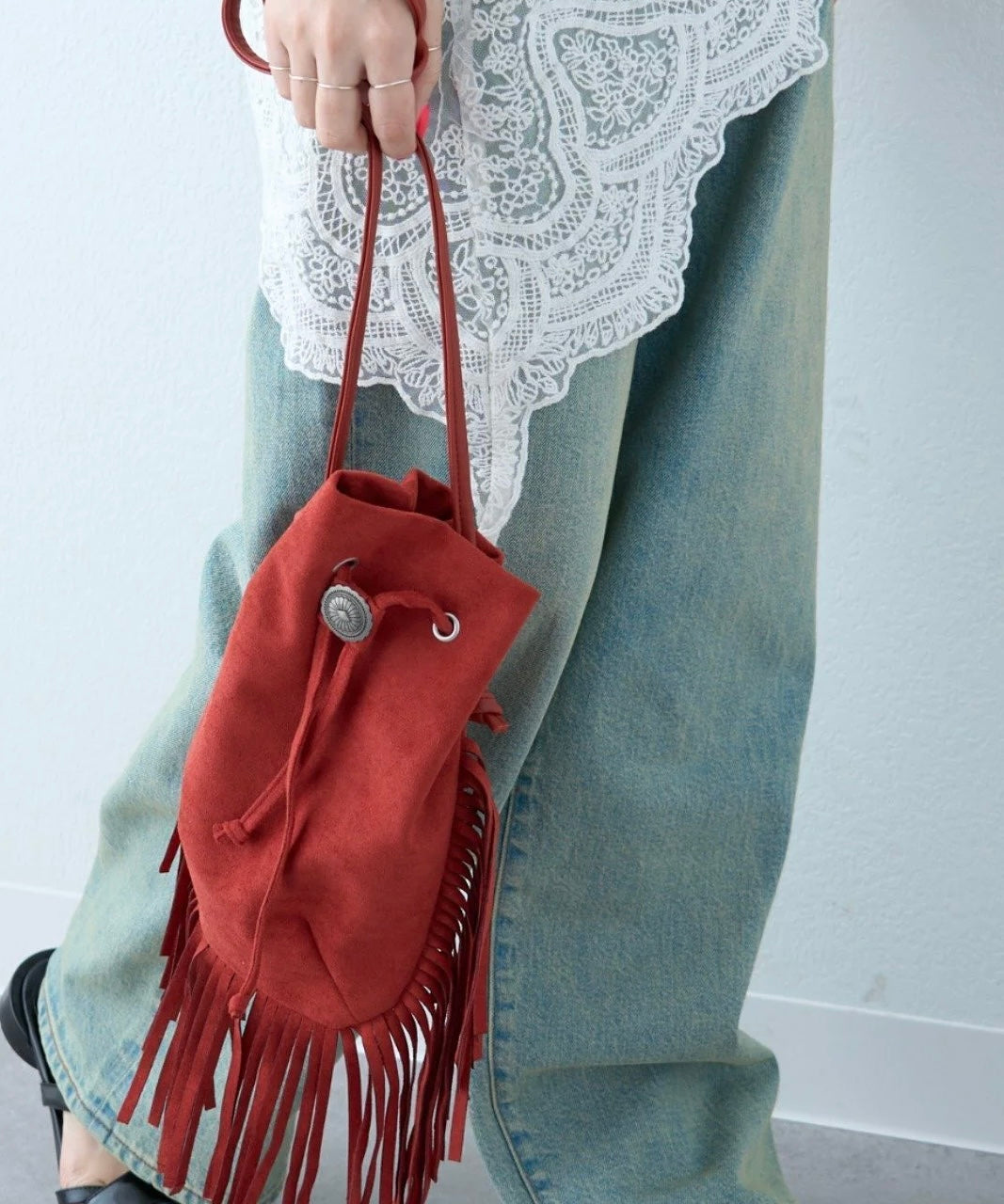 NA444 CONCHO SUEDE BAG