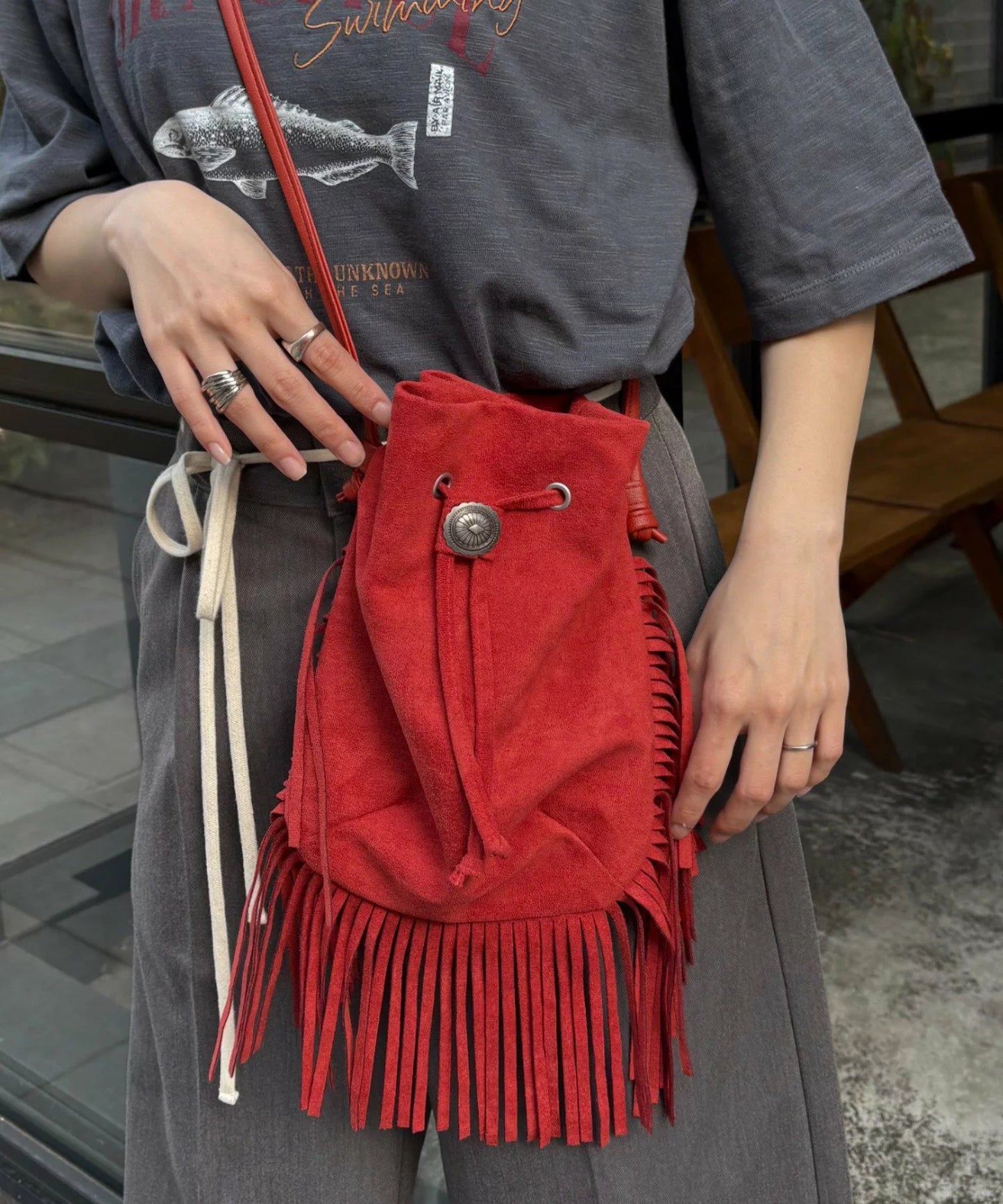 NA444 CONCHO SUEDE BAG