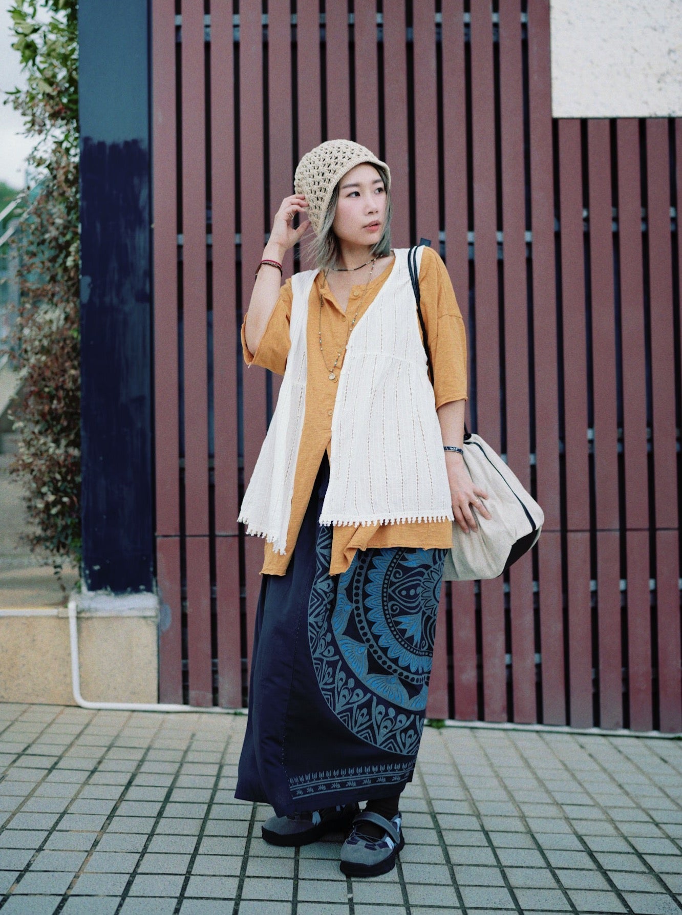 MZ381 Canvas Shoulder Bag