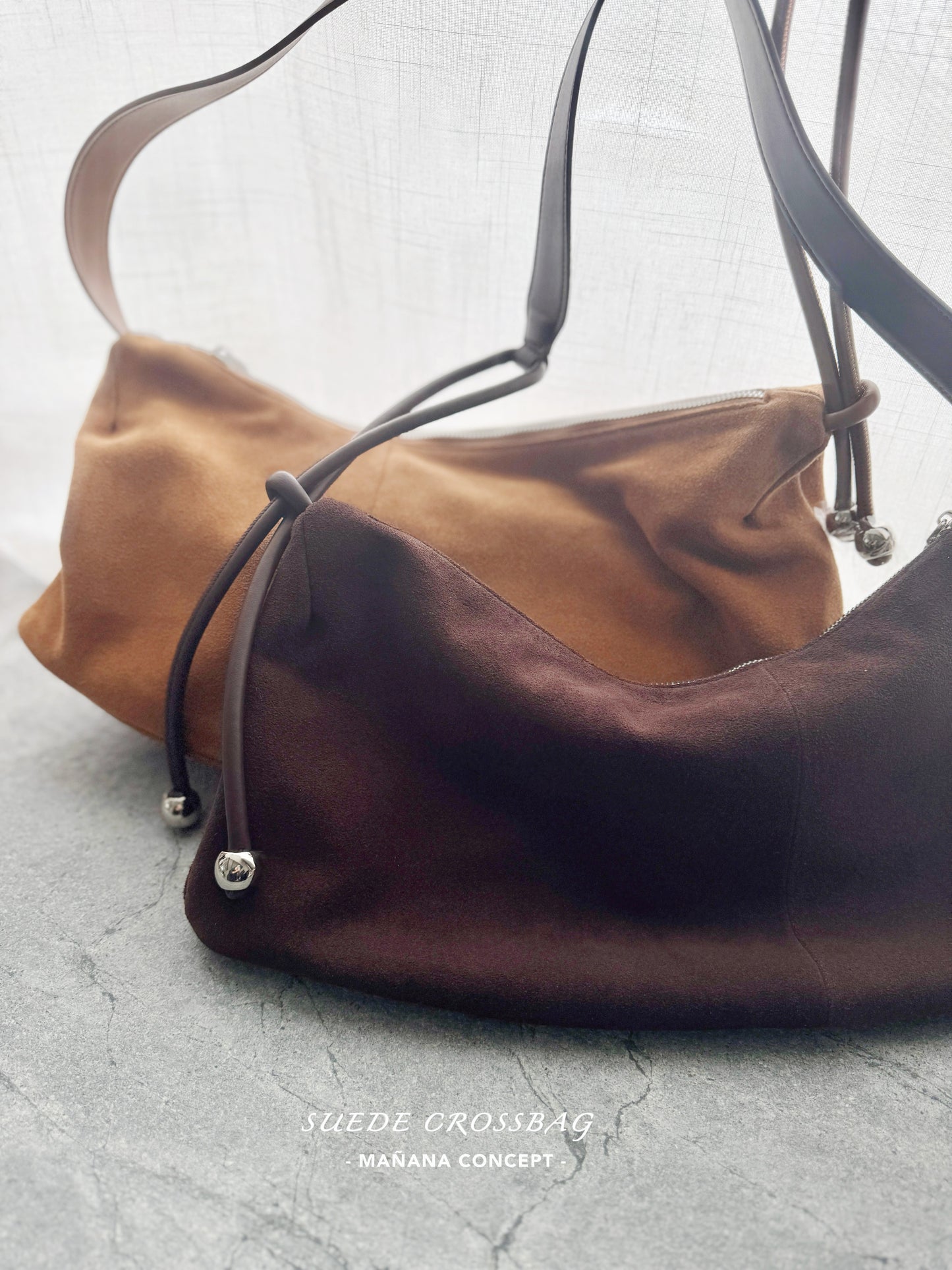 MZ613 SUEDE CROSSBAG