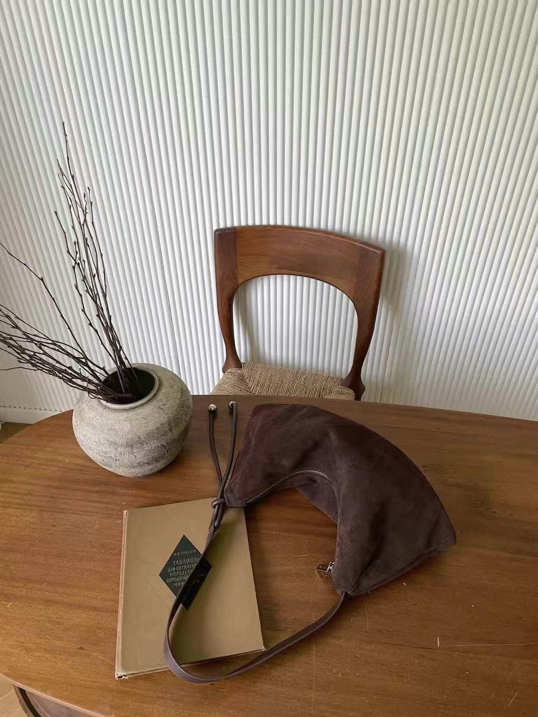 MZ613 SUEDE CROSSBAG