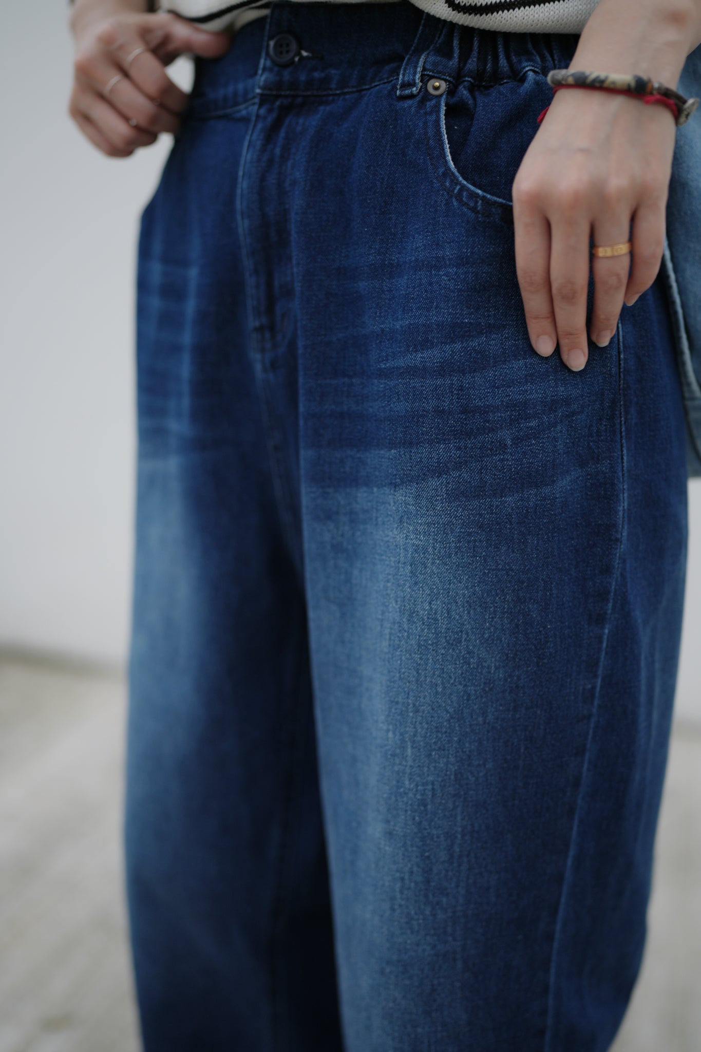 CA618 Fringed Denim Washed Jeans