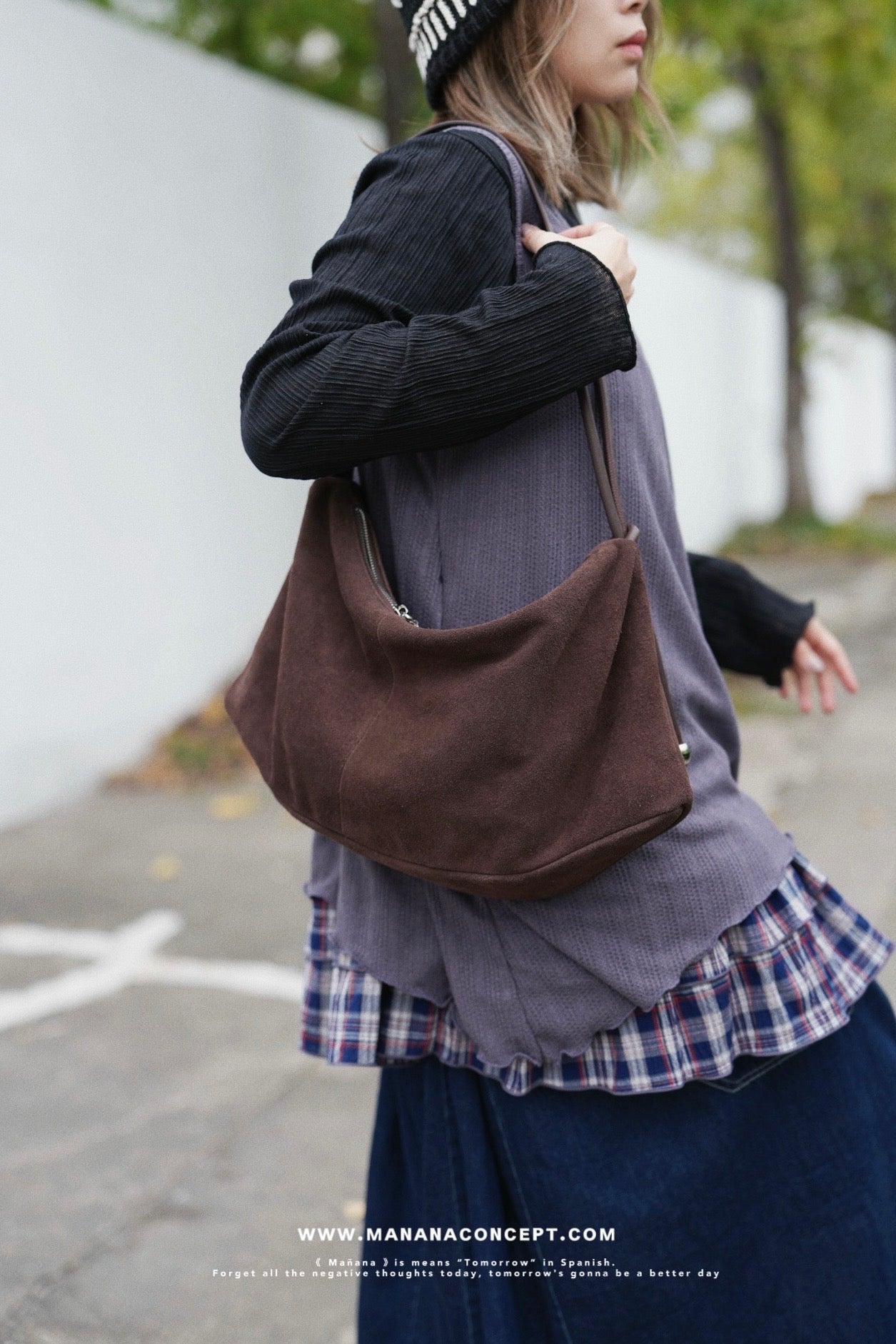 MZ613 SUEDE CROSSBAG