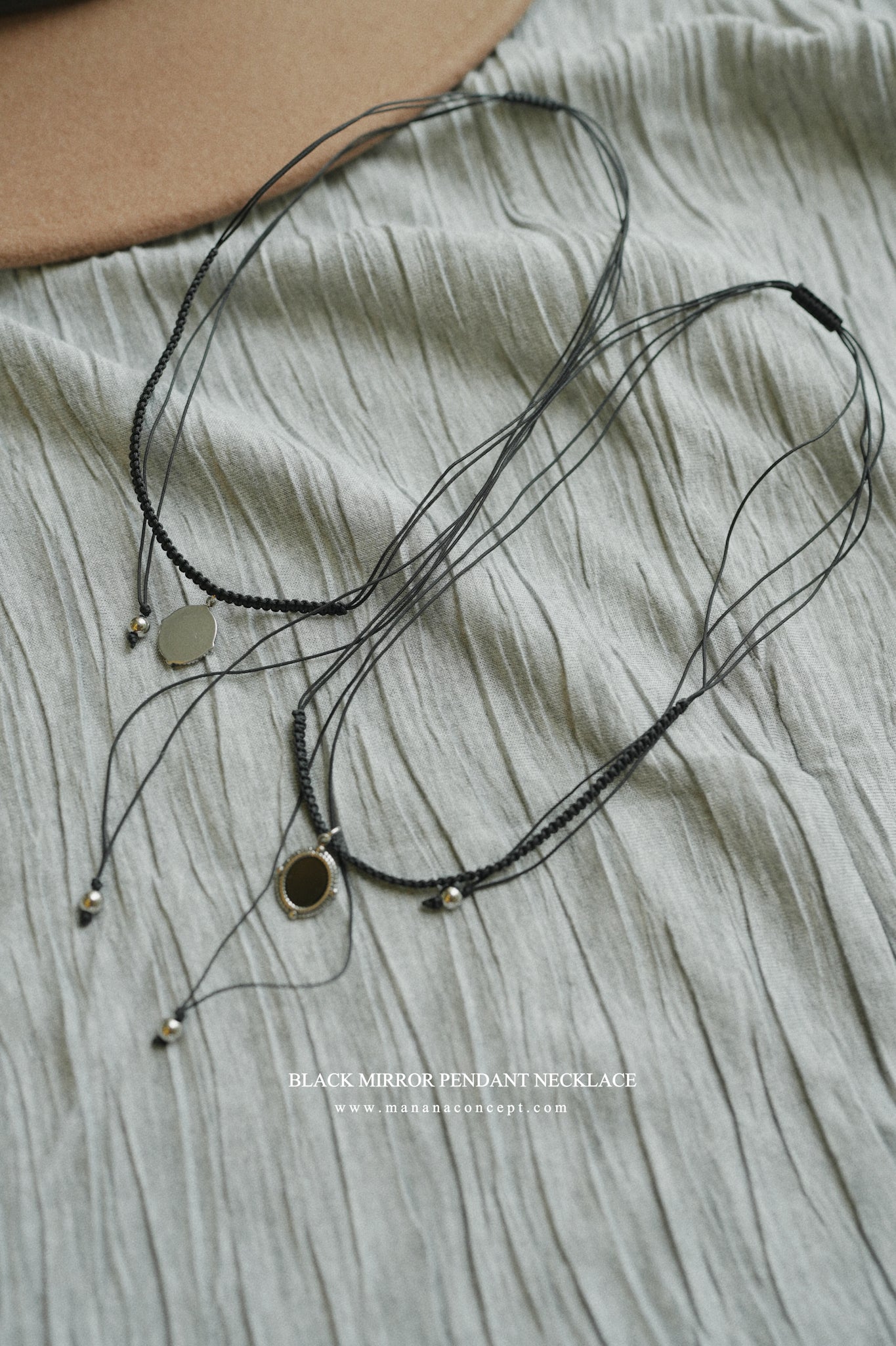 MZ338 Black Mirror Pendant Necklace