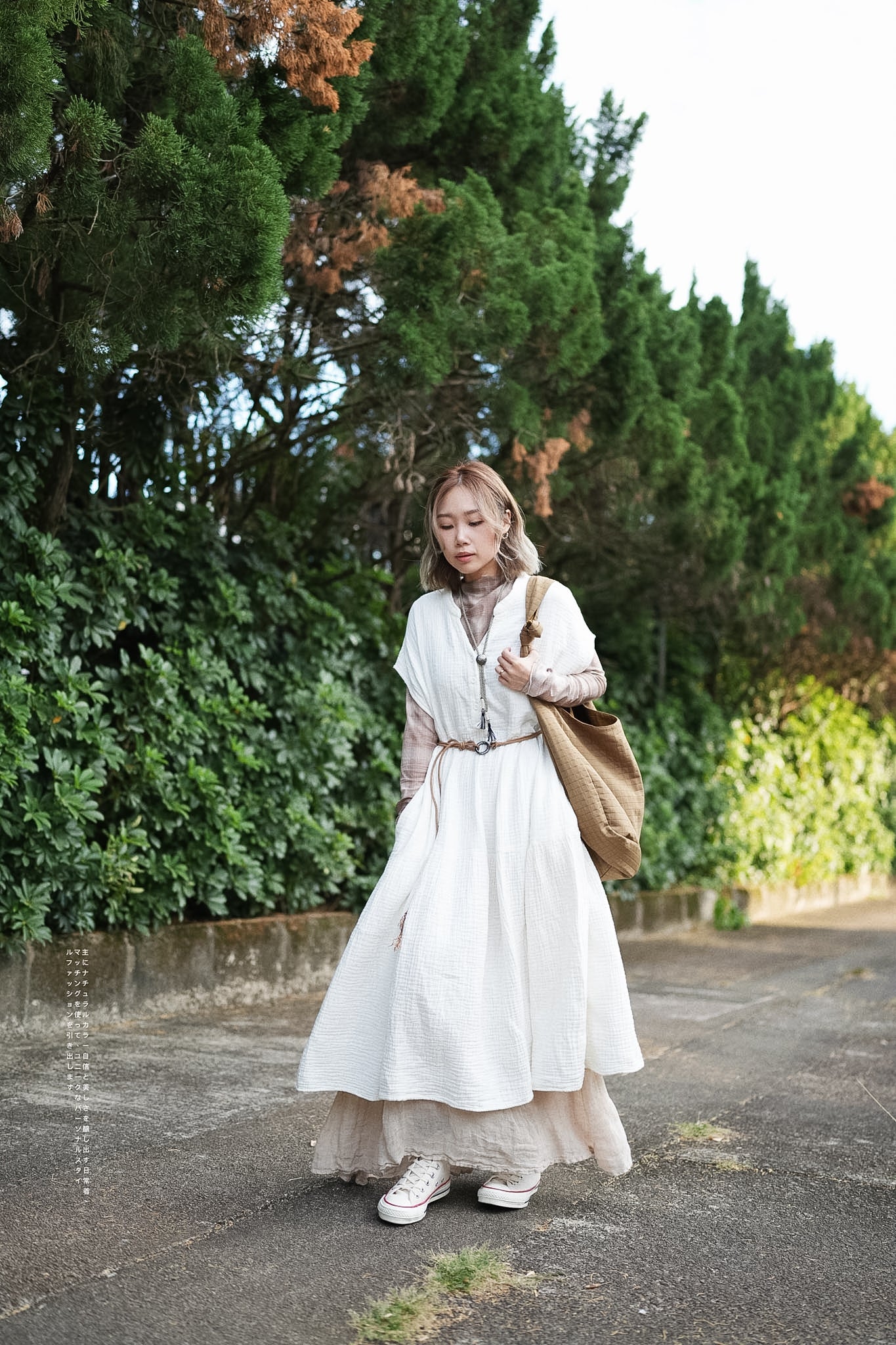 CA663 V-NECK BUTTON OP DRESS