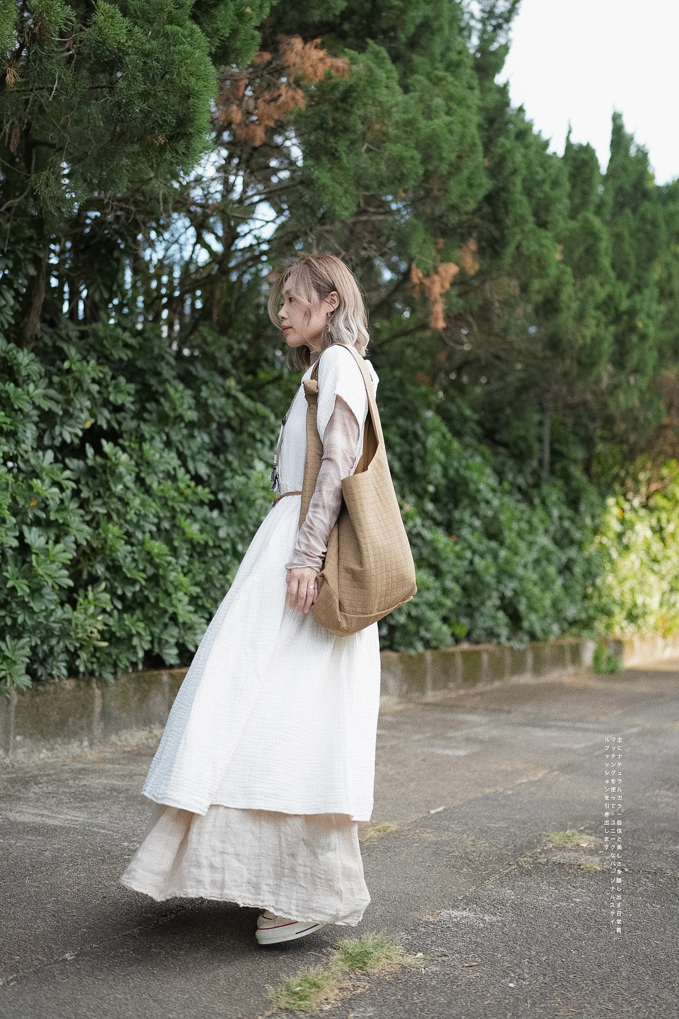 CA663 V-NECK BUTTON OP DRESS