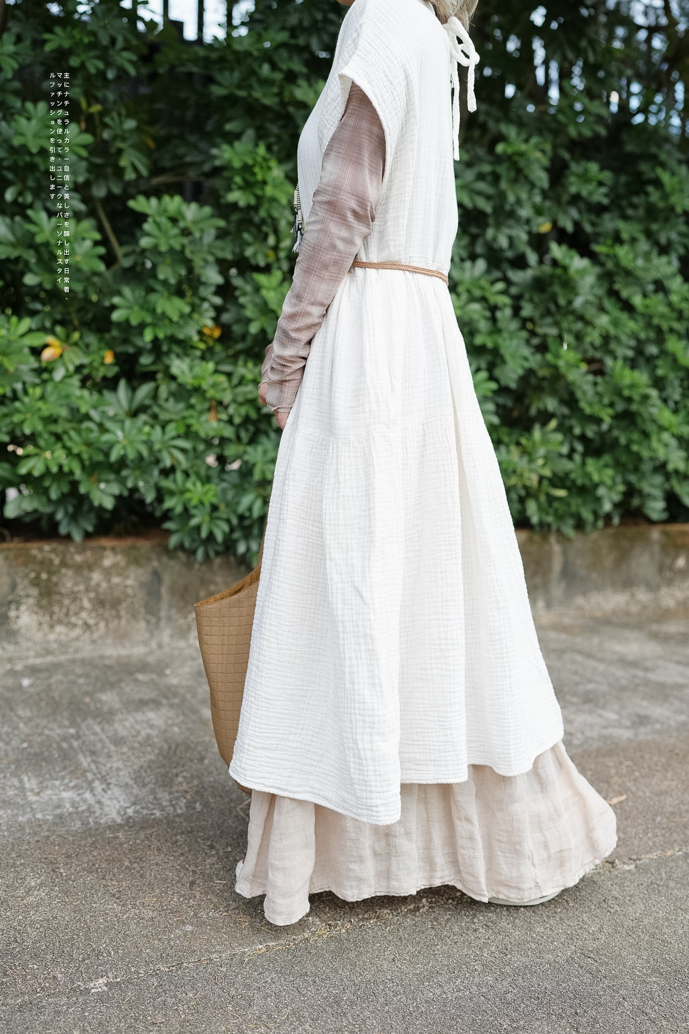 CA663 V-NECK BUTTON OP DRESS