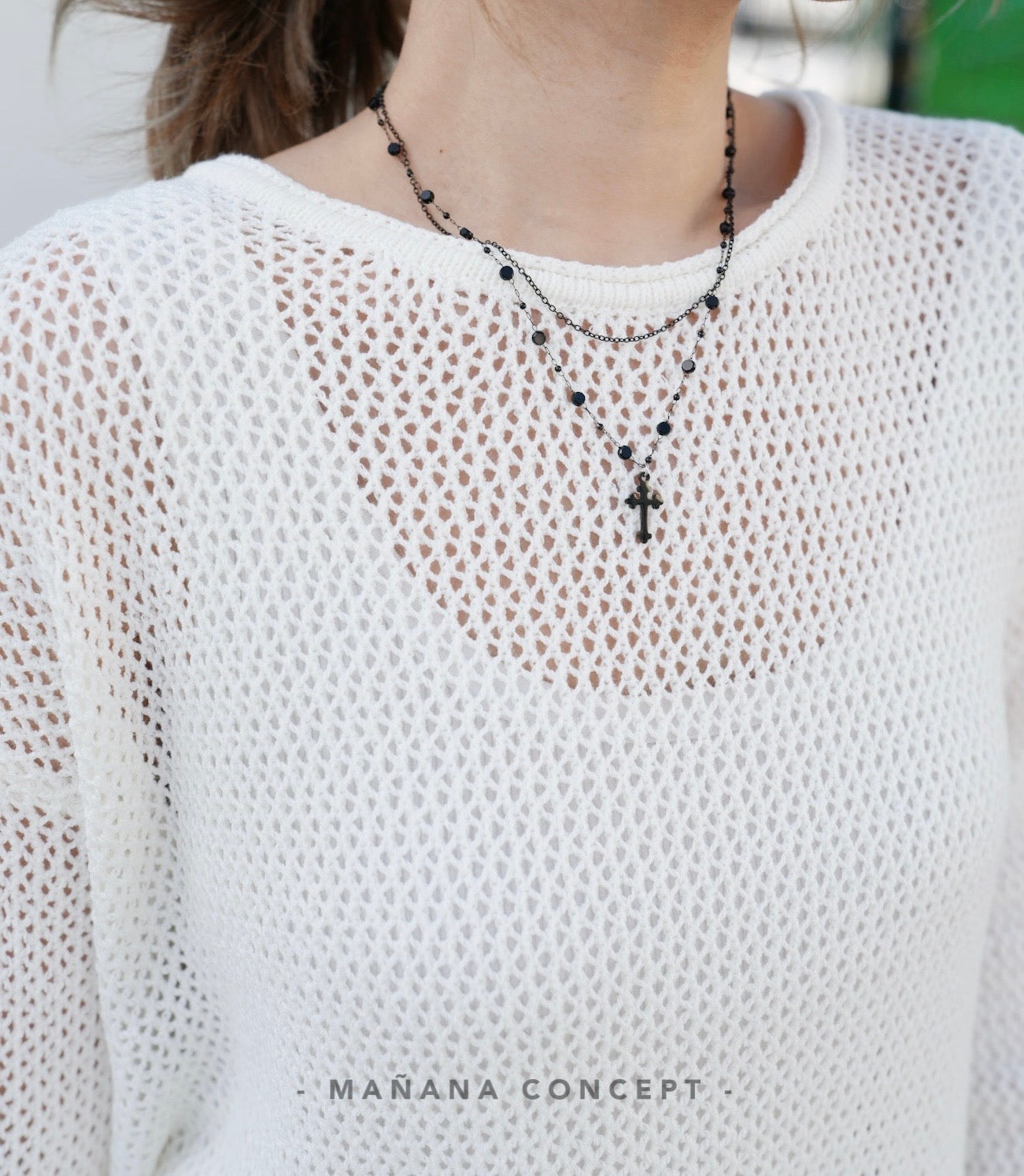 MZ634 DOUBLE LAYERED CROSS NECKLACE