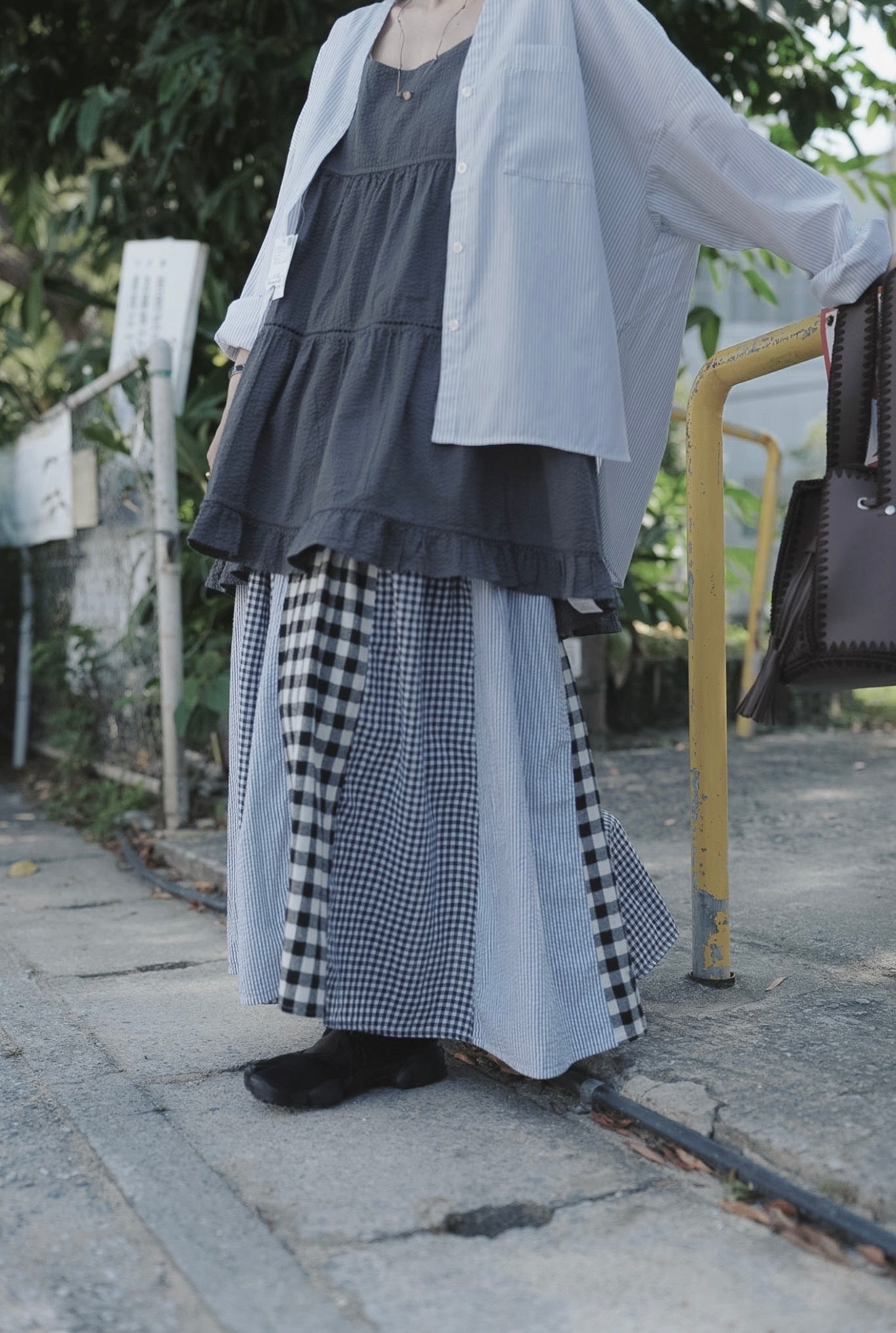 CB100 SEERSUCKER LAYER DRESS