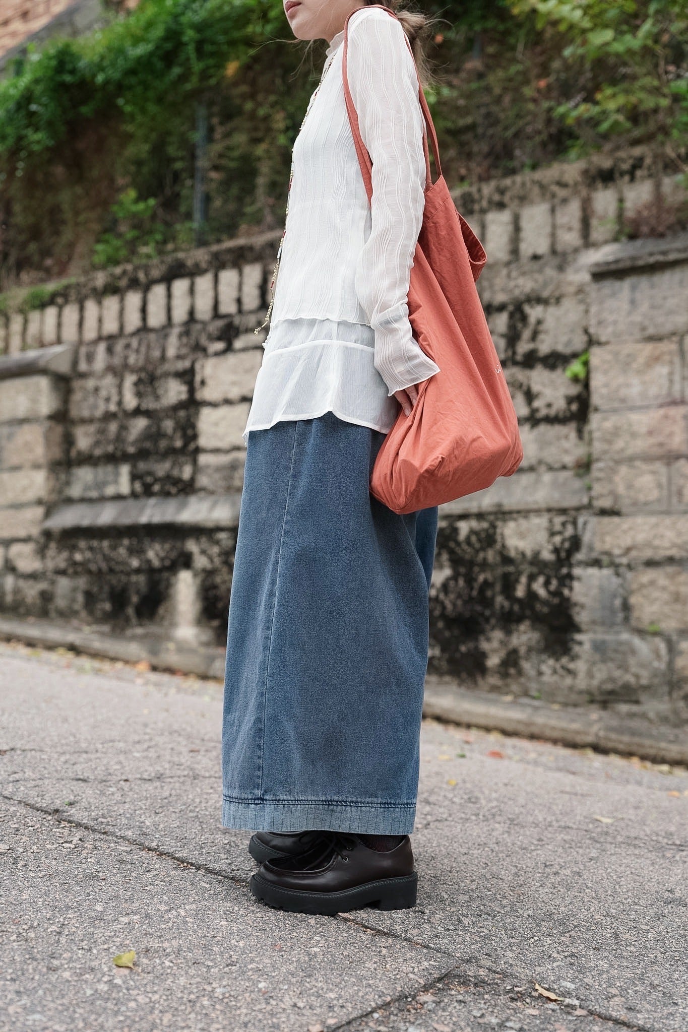 MZ981 VINTAGE WASH WIDE-LEG JEANS