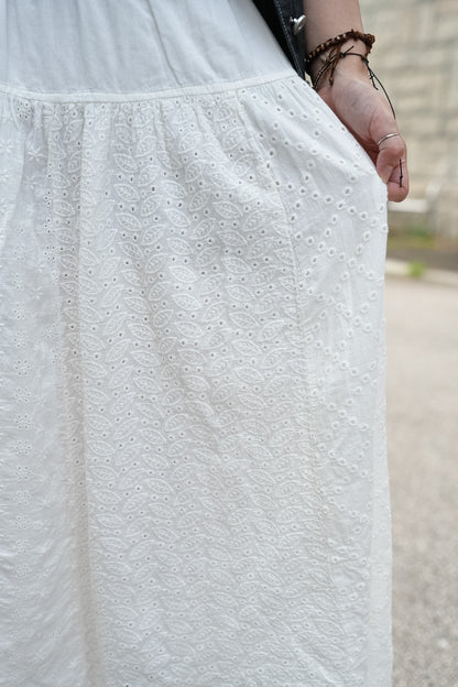 CB143 EMBROIDERED SKIRT