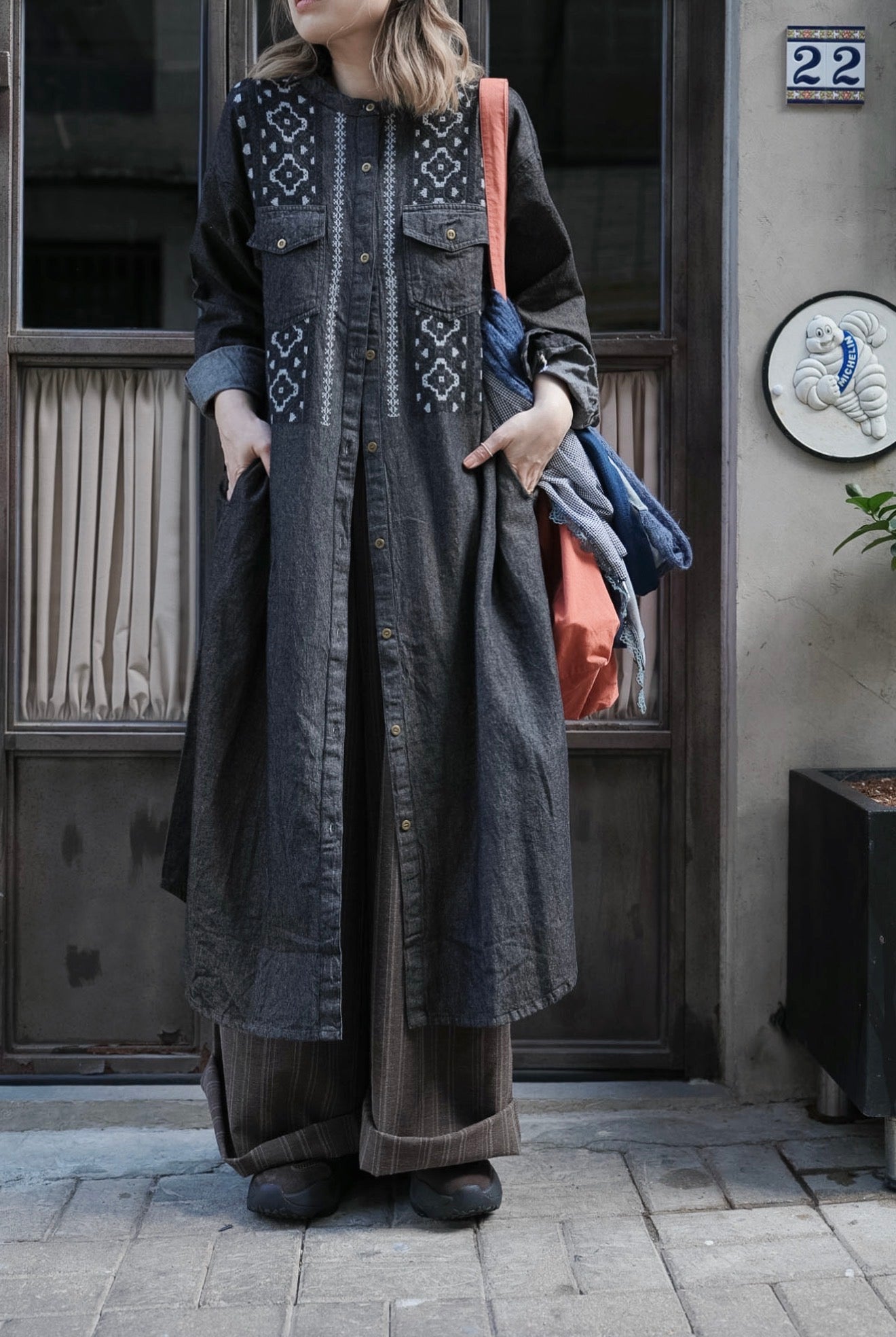 NA459 EMBROIDERED DENIM DRESS