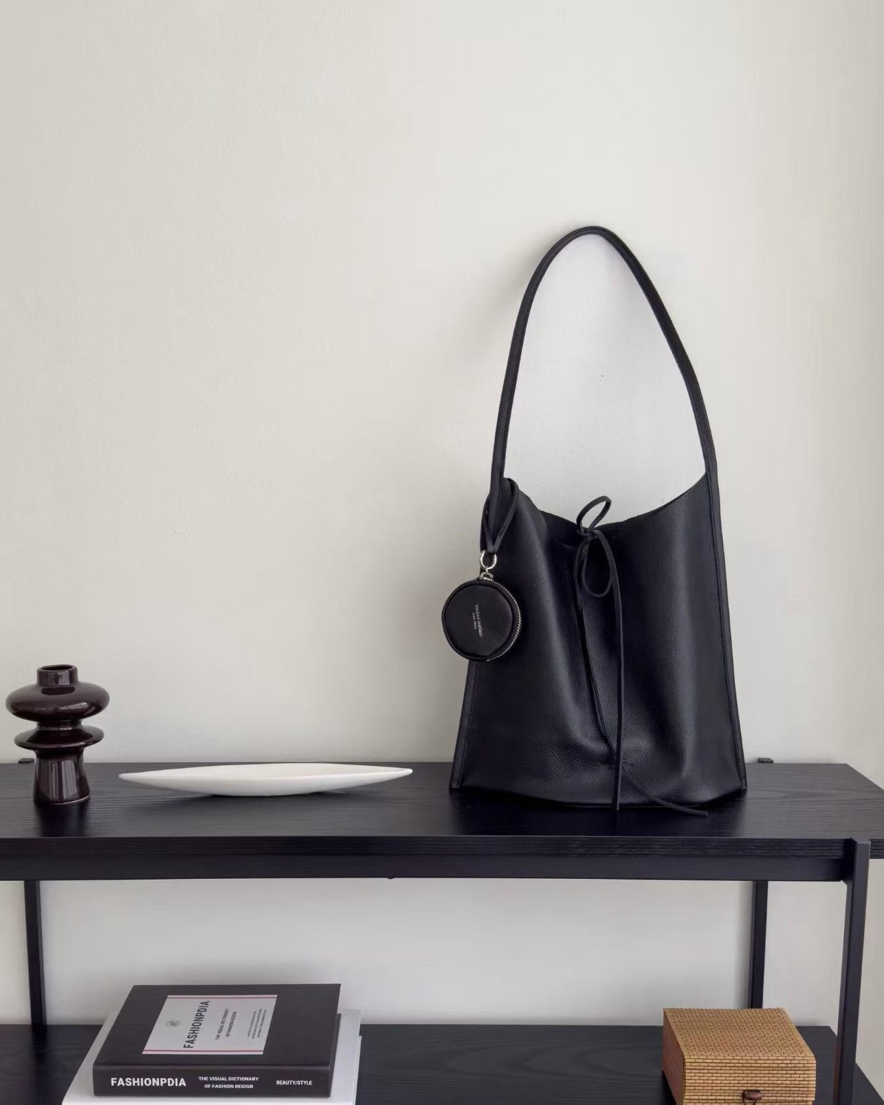 MB016 HANDMADE LEATHER FLAT SHOULDER BAG (單肩款）