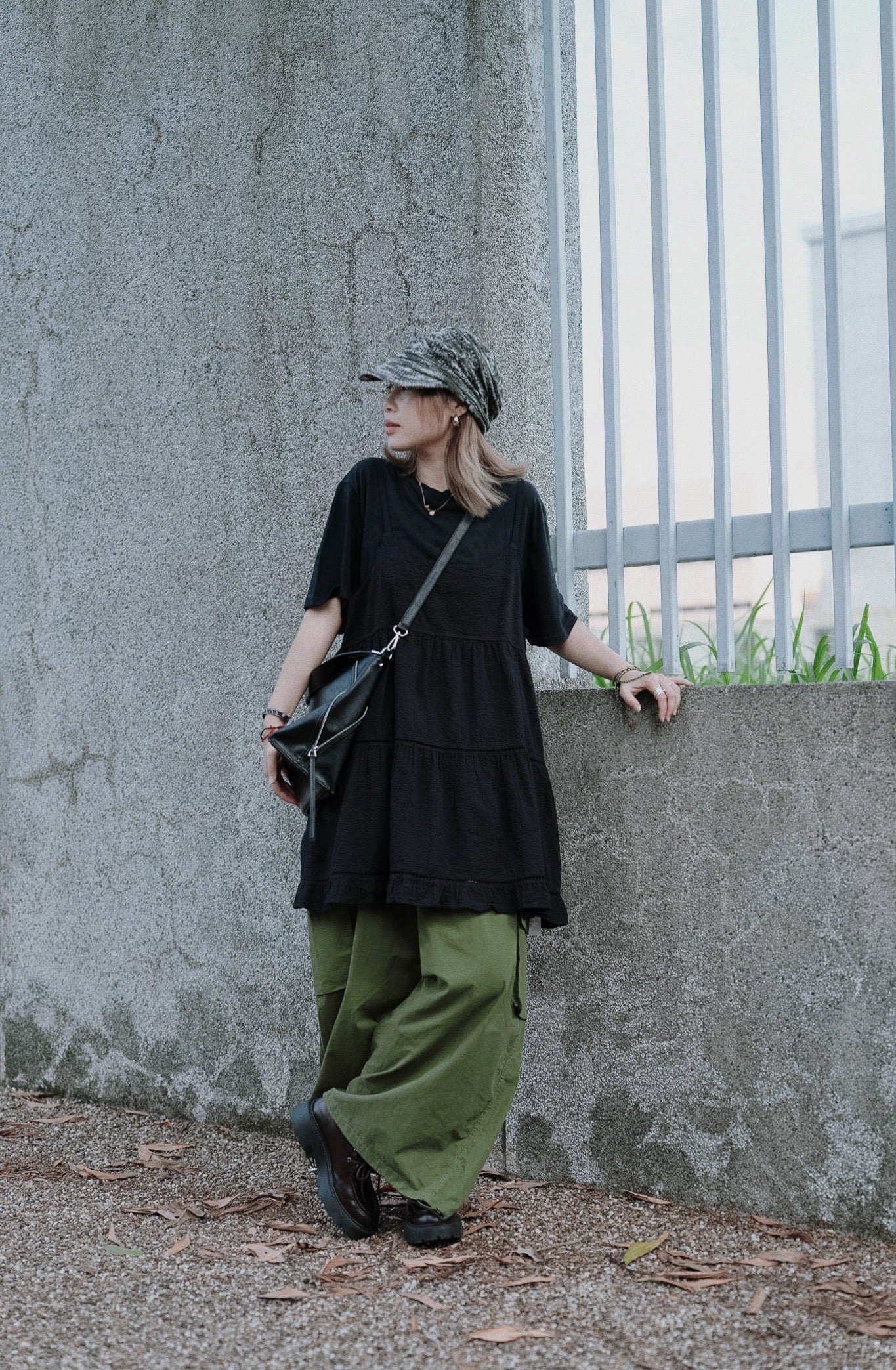 CB100 SEERSUCKER LAYER DRESS