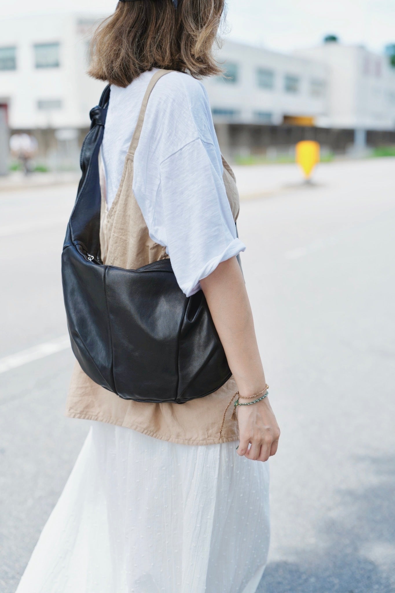 MB015 HANDMADE LAMBSKIN CROISSANT HOBO BAG