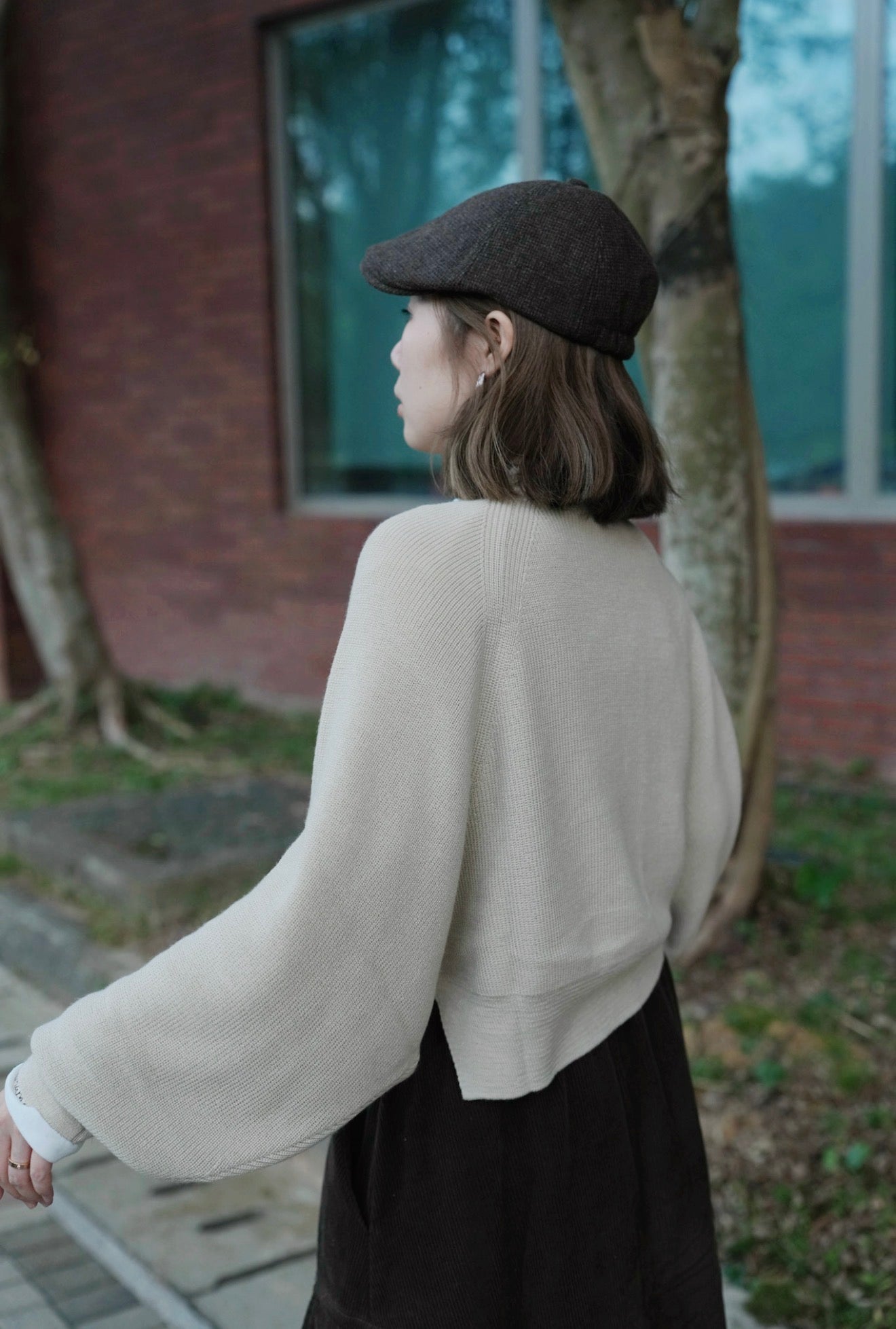 MZ902 KNIT SPLIT TOP