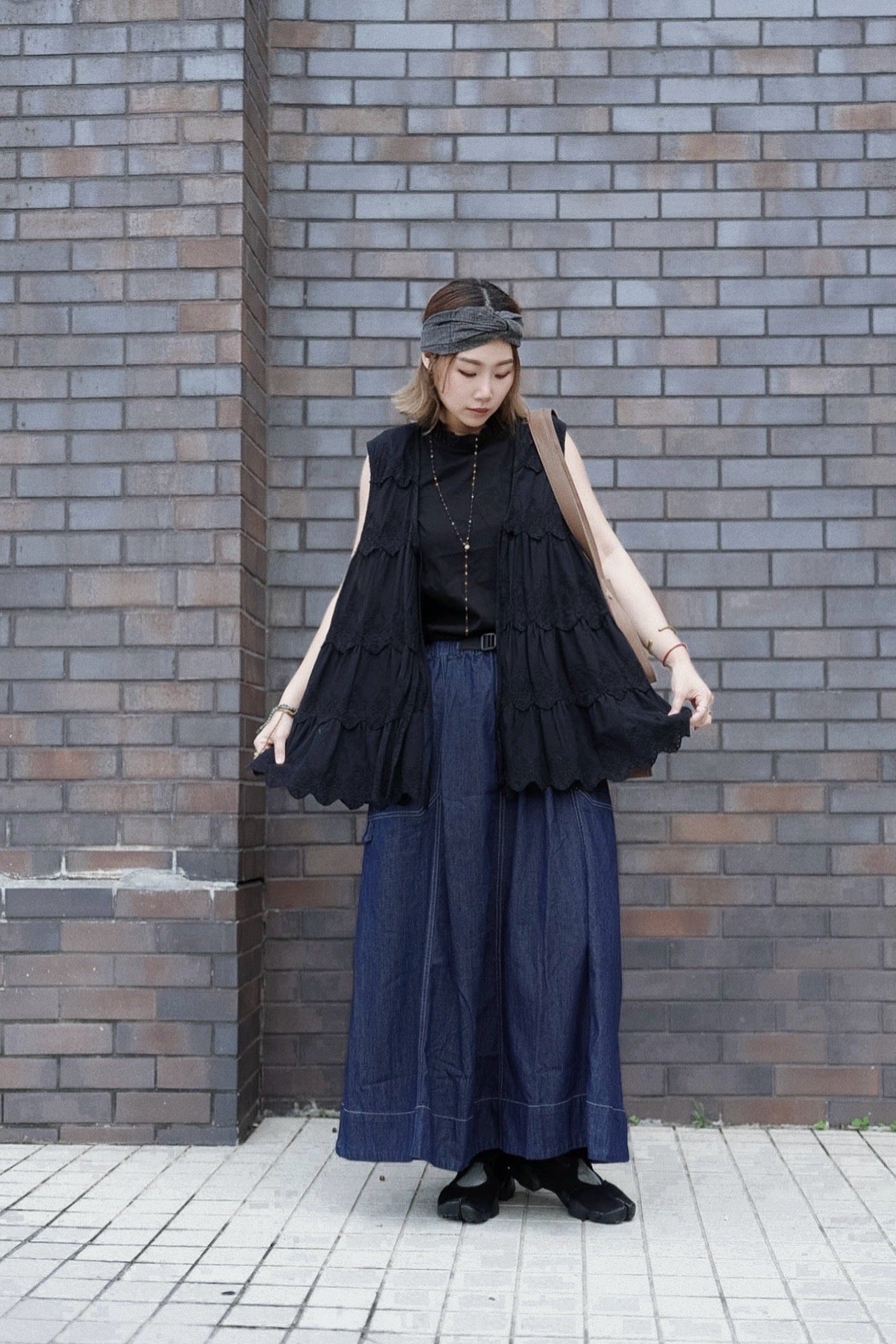 CB130 BELTED DENIM SKIRT