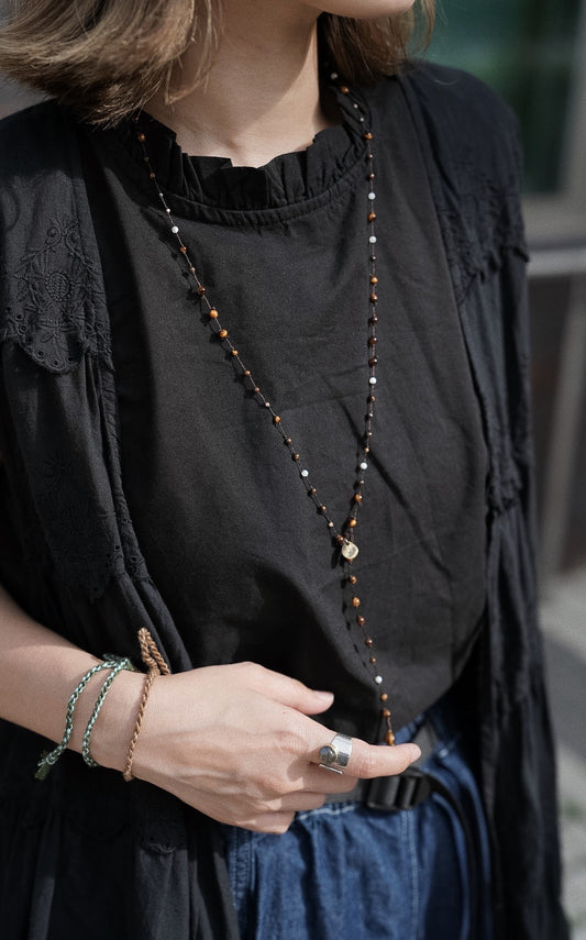 MB010 HAND-KNOTTED BEADED NECKLACE