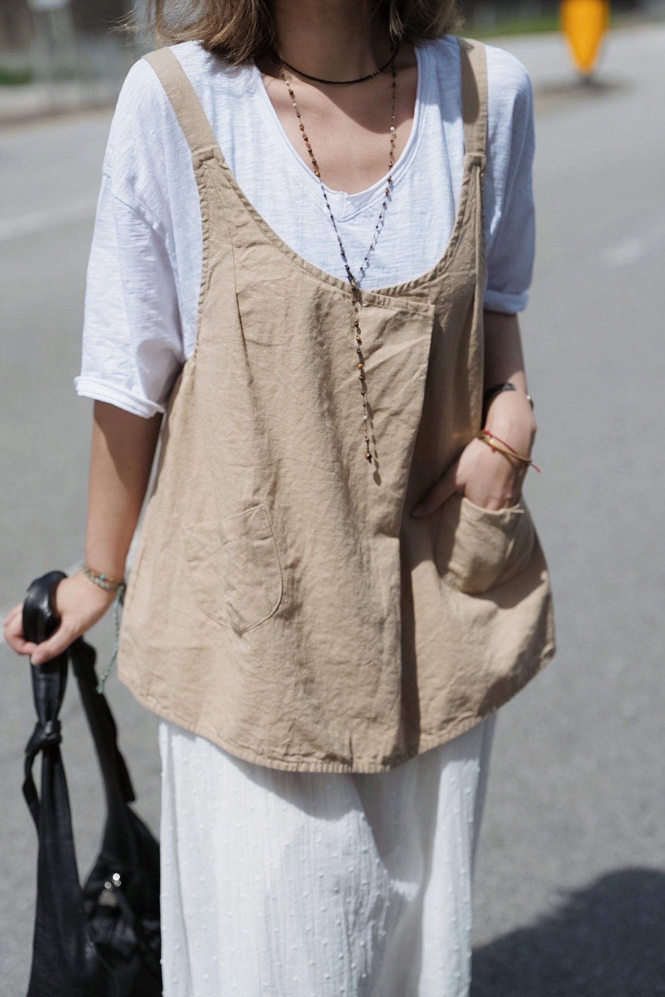 MB018 LINEN POCKET VEST TOP