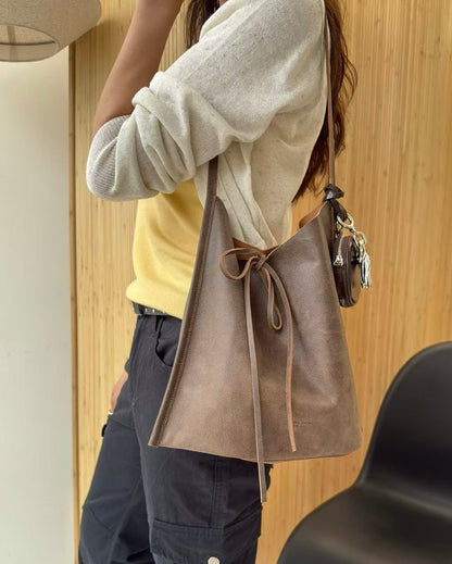 MB016 HANDMADE LEATHER FLAT SHOULDER BAG (單肩款）