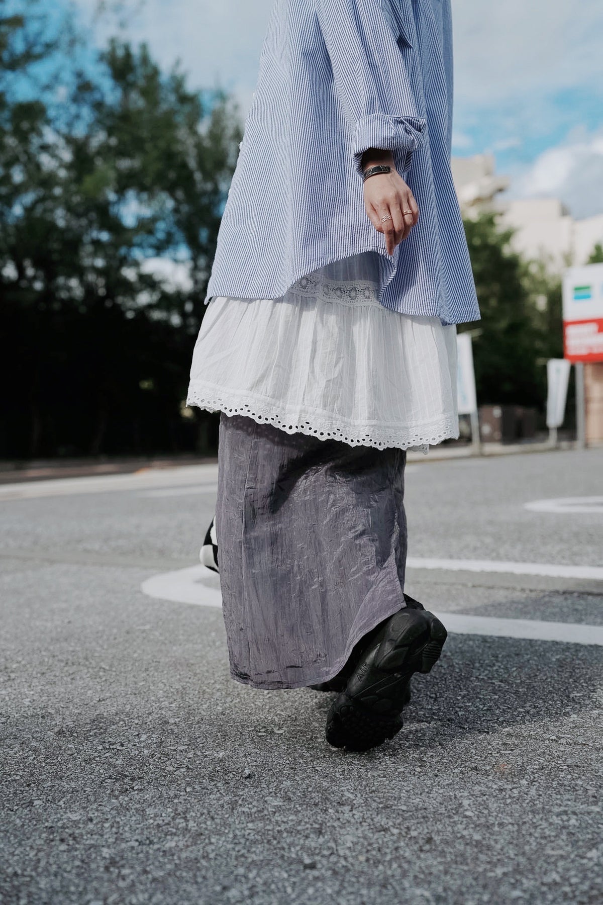 MB052 SILKY STRAIGHT SKIRT