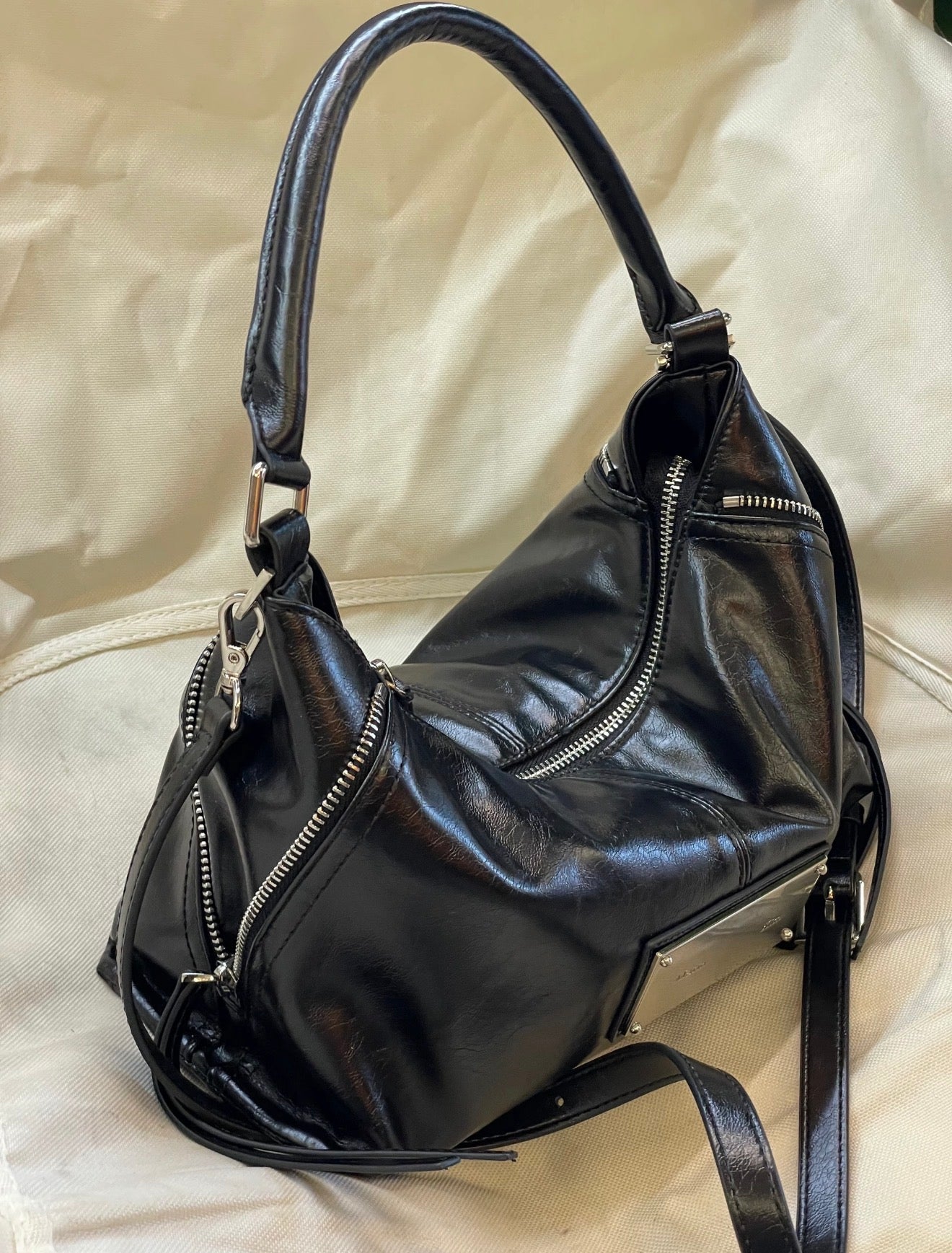 ❗️斷貨王❗️MATIN KIM SIDE ZIPPER SHOULDER BAG - BLACK/GREY/DK BROWN