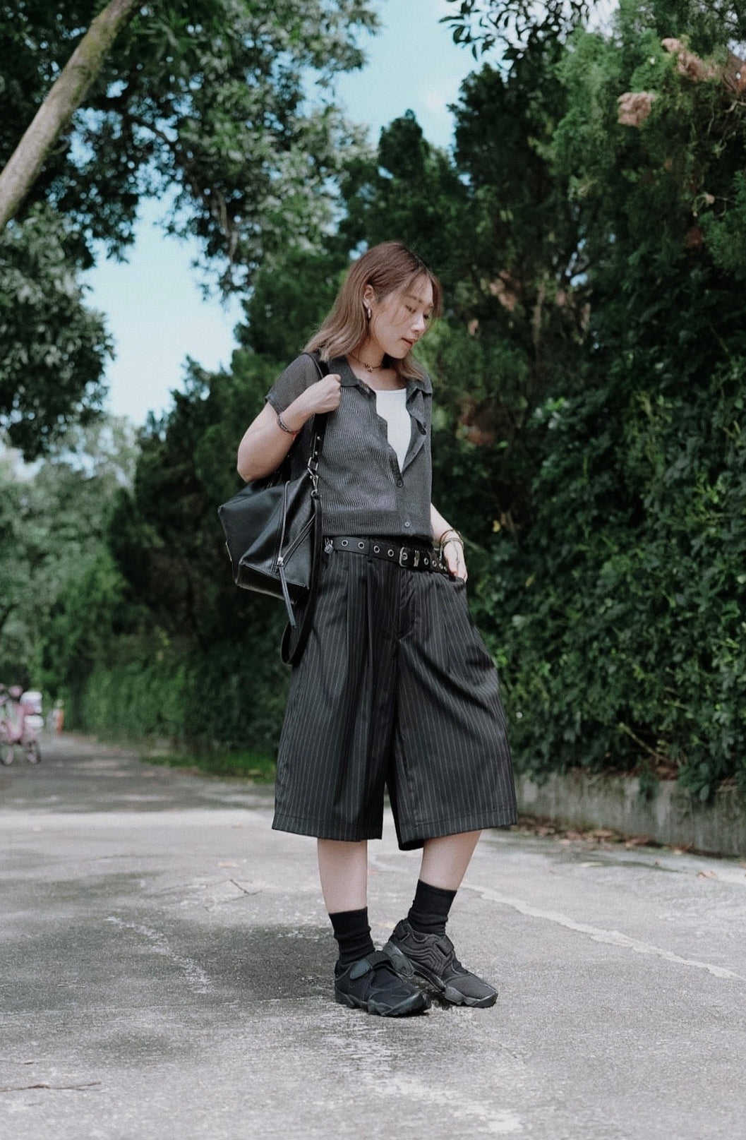 MZ995 STRIPE BERMUDA SHORTS WITH BELT SET