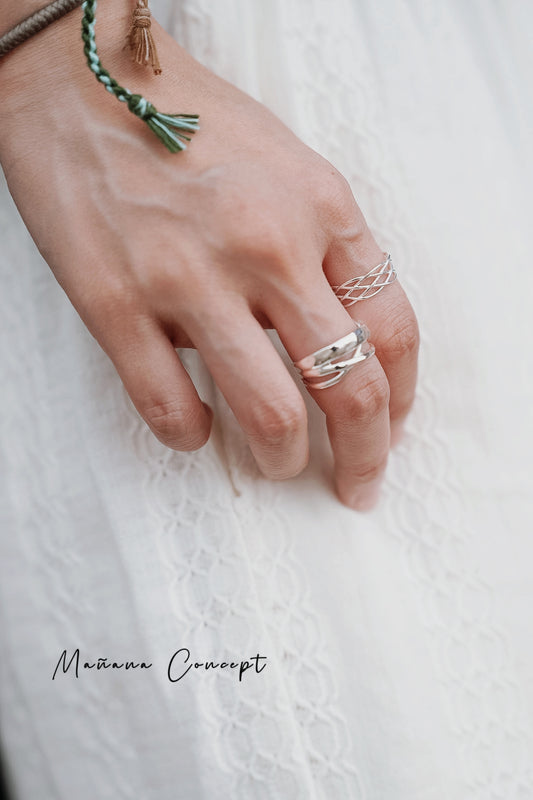MB028 925 SILVER RING - CHLOÉ TWIST〔 L'Heure Bleue 〕