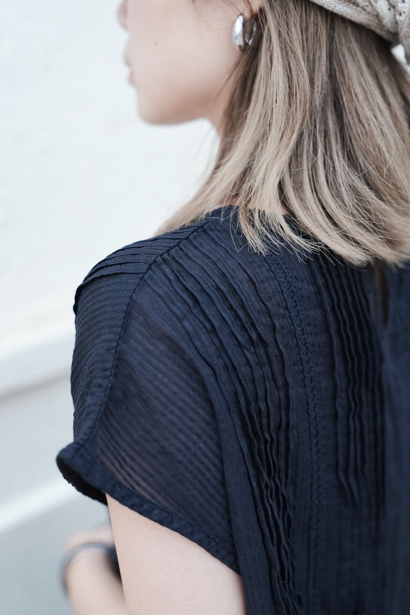 CB113 PINTUCK LACE TOP