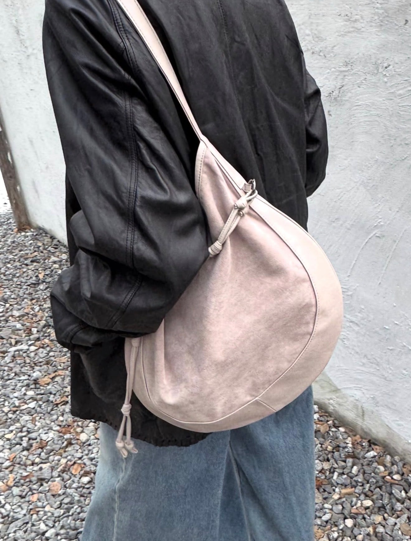 MZ899 KWANI CURVEE HOBO SUEDE BAG