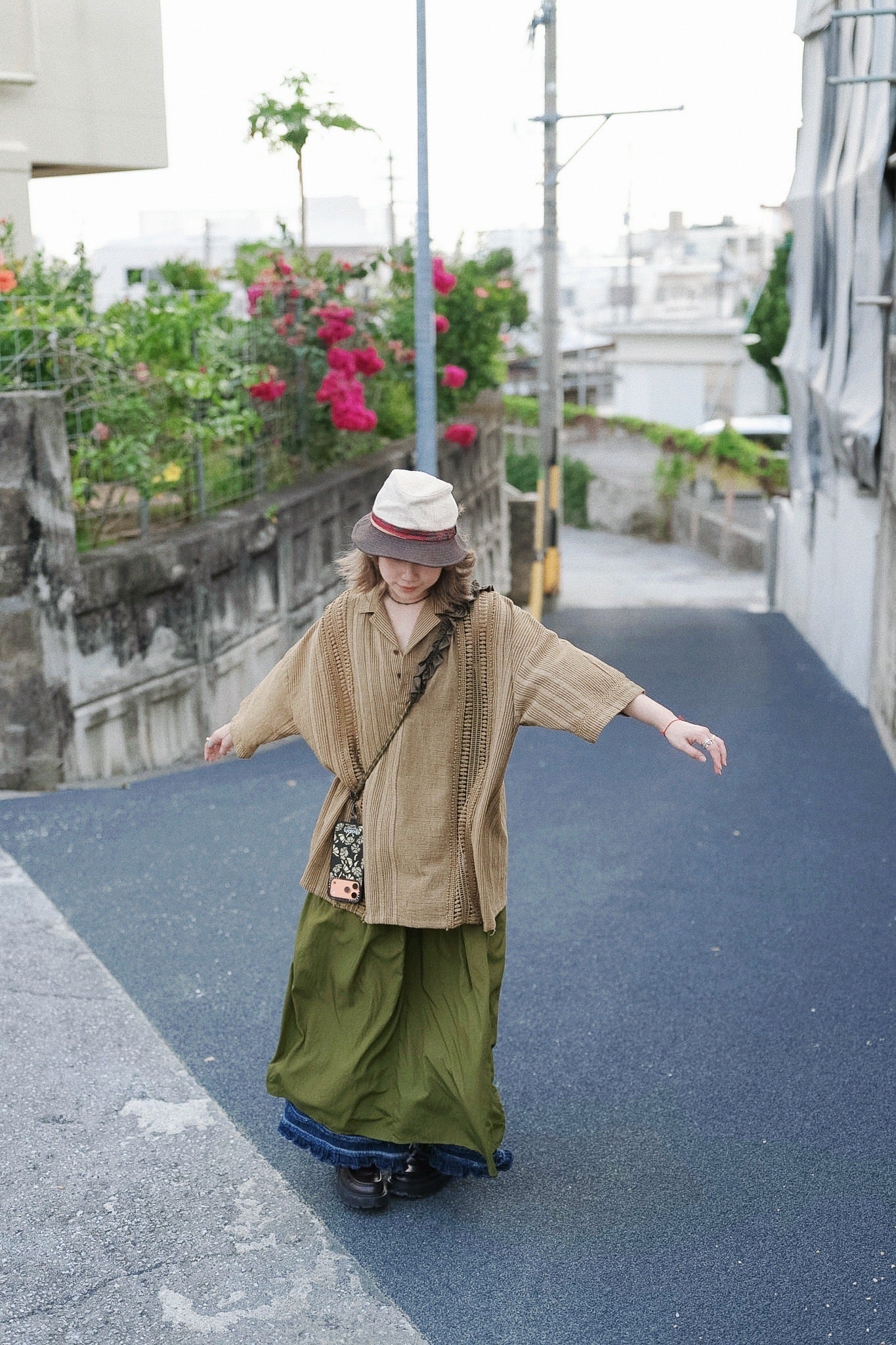 NA471 INDIAN WOVEN LACE PULLOVER