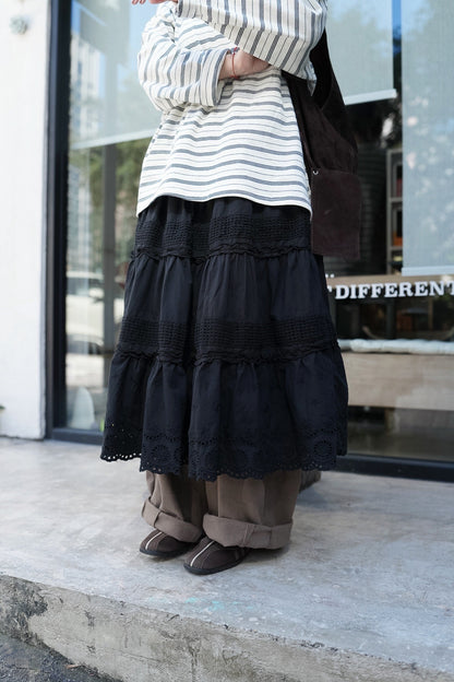 CA905 EMBROIDERED LACE SKIRT