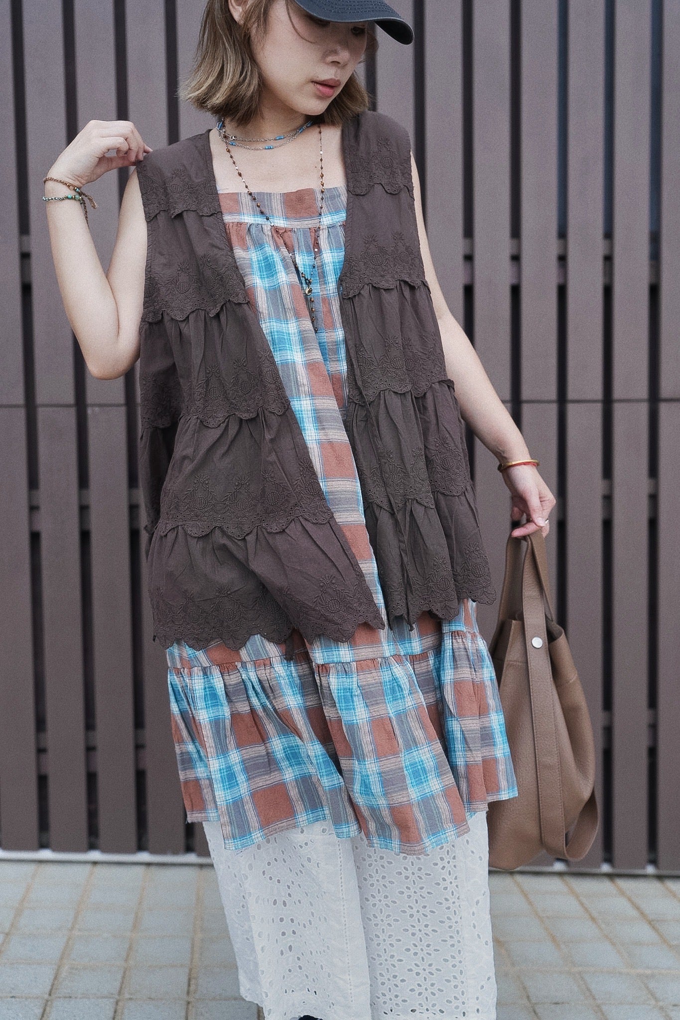 CB126 EMBROIDERED LACE VEST