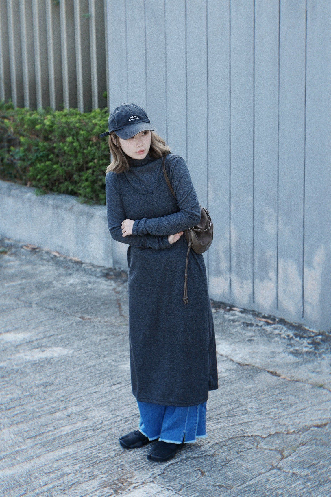 MZ909 BOTTLE-NECK ONE-PIECE SET