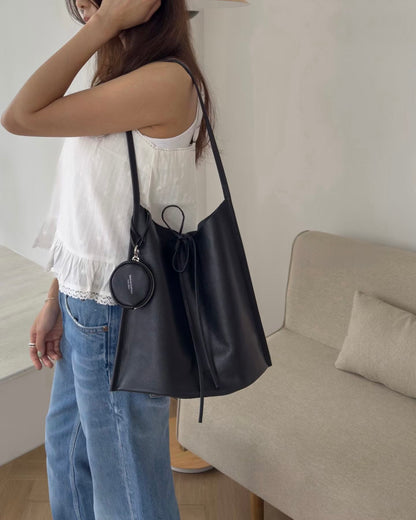 MB016 HANDMADE LEATHER FLAT SHOULDER BAG (單肩款）