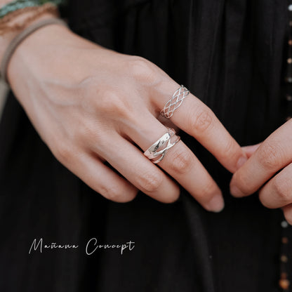 MB028 925 SILVER RING - CHLOÉ TWIST〔 L'Heure Bleue 〕