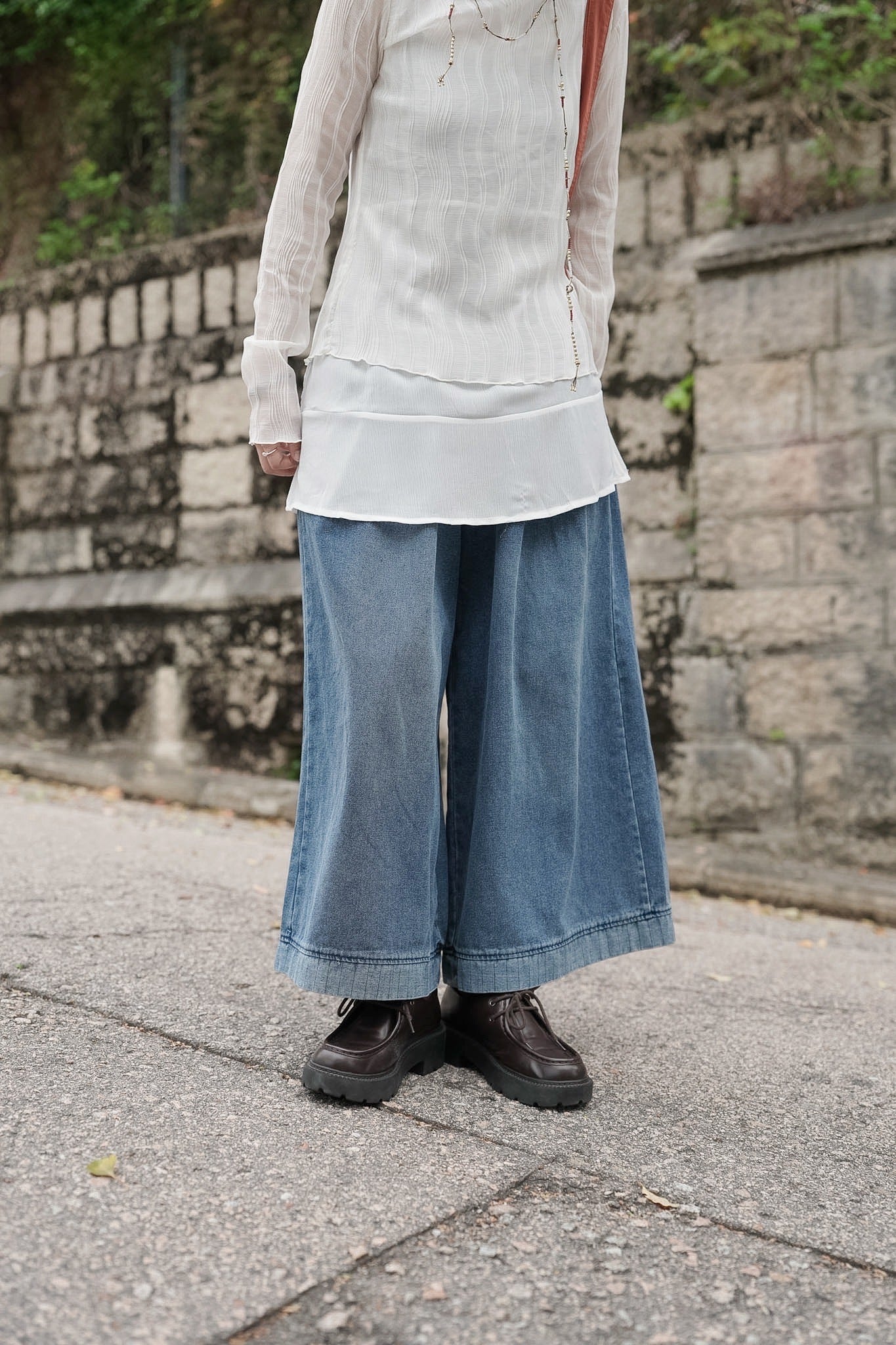 MZ981 VINTAGE WASH WIDE-LEG JEANS