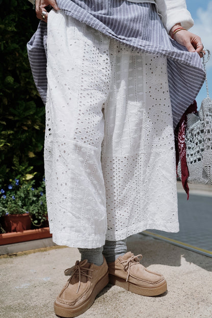 CB131 EMBROIDERED LACE PANTS
