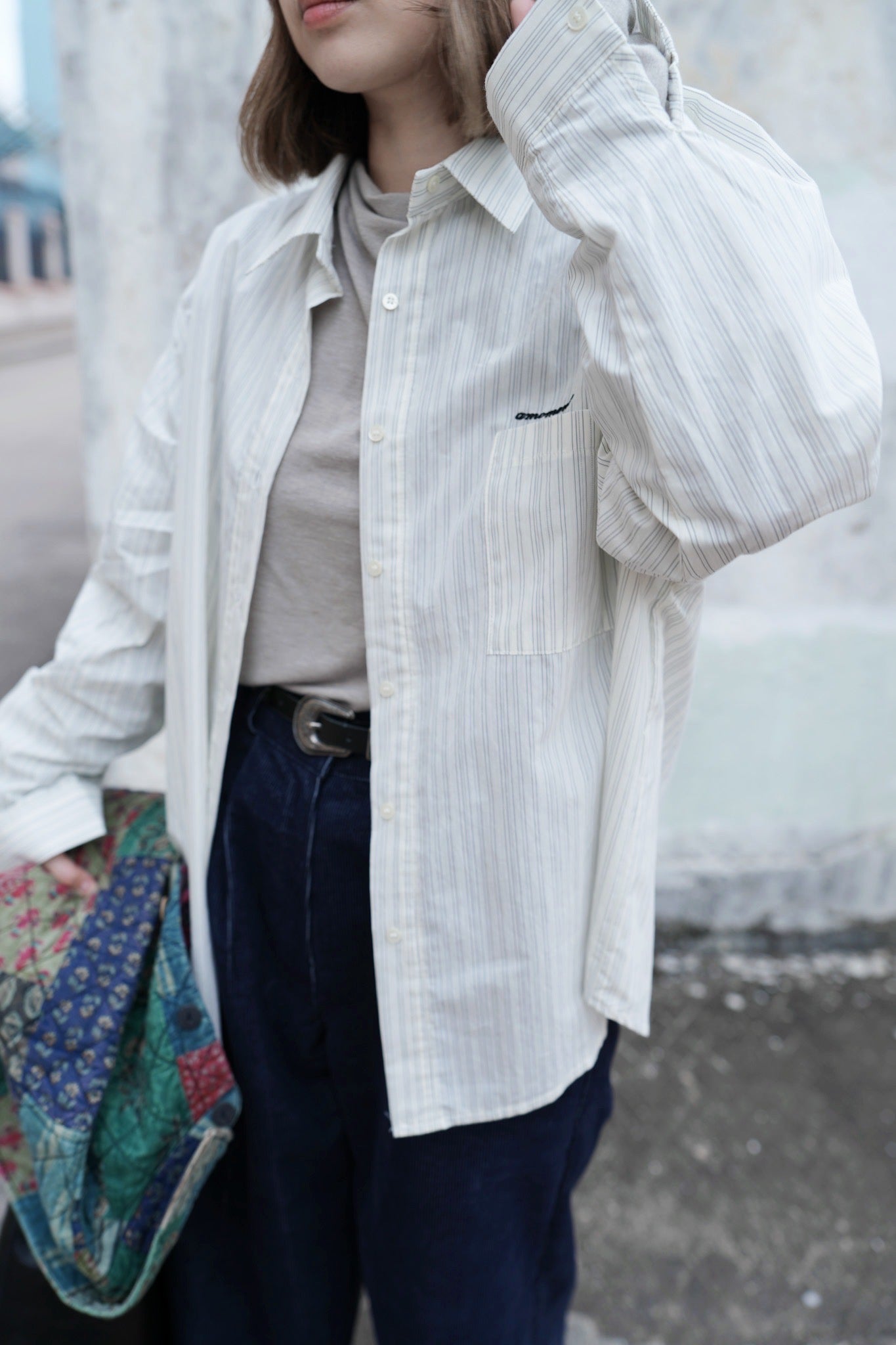 MZ883 EMBROIDERED STRIPED SHIRT