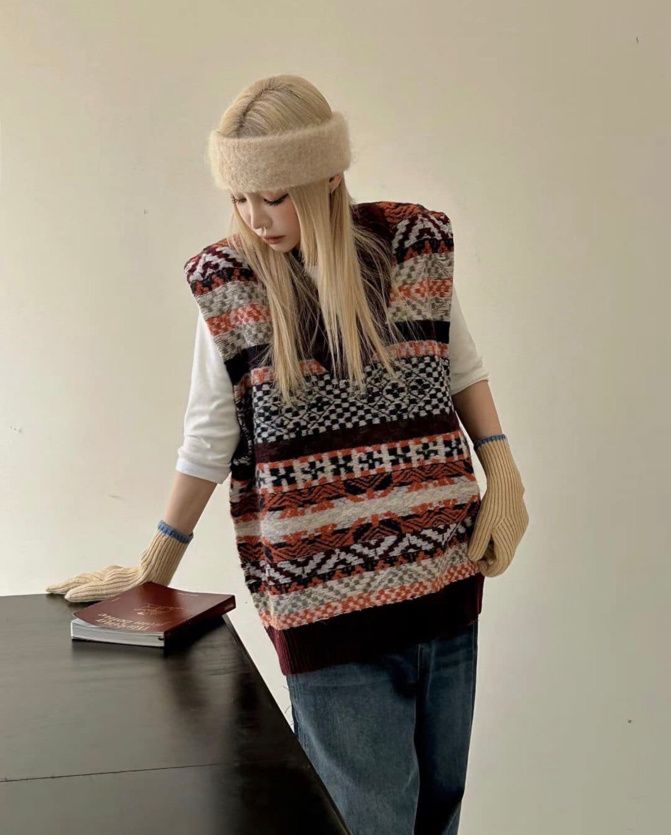 MZ917 WESTERN PATTERN WOOL VEST TOP