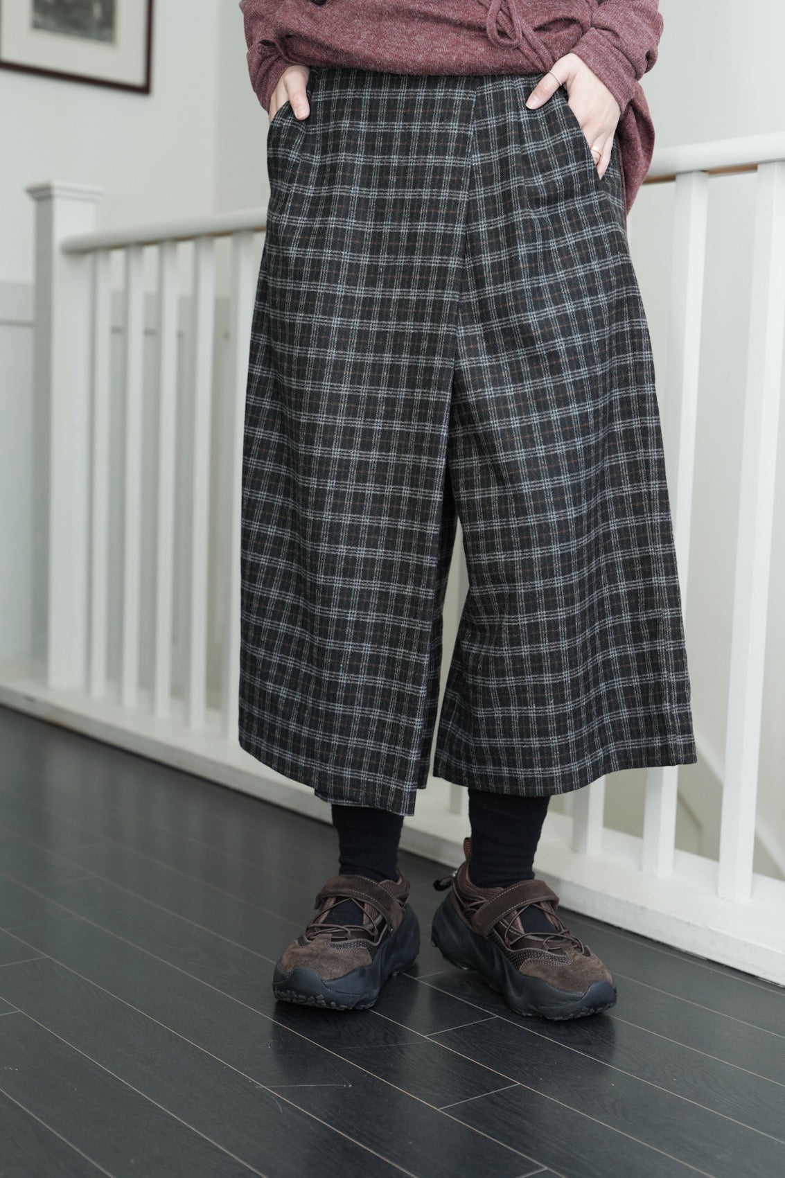 MZ937 SUEDE PLAID SKIRT PANTS